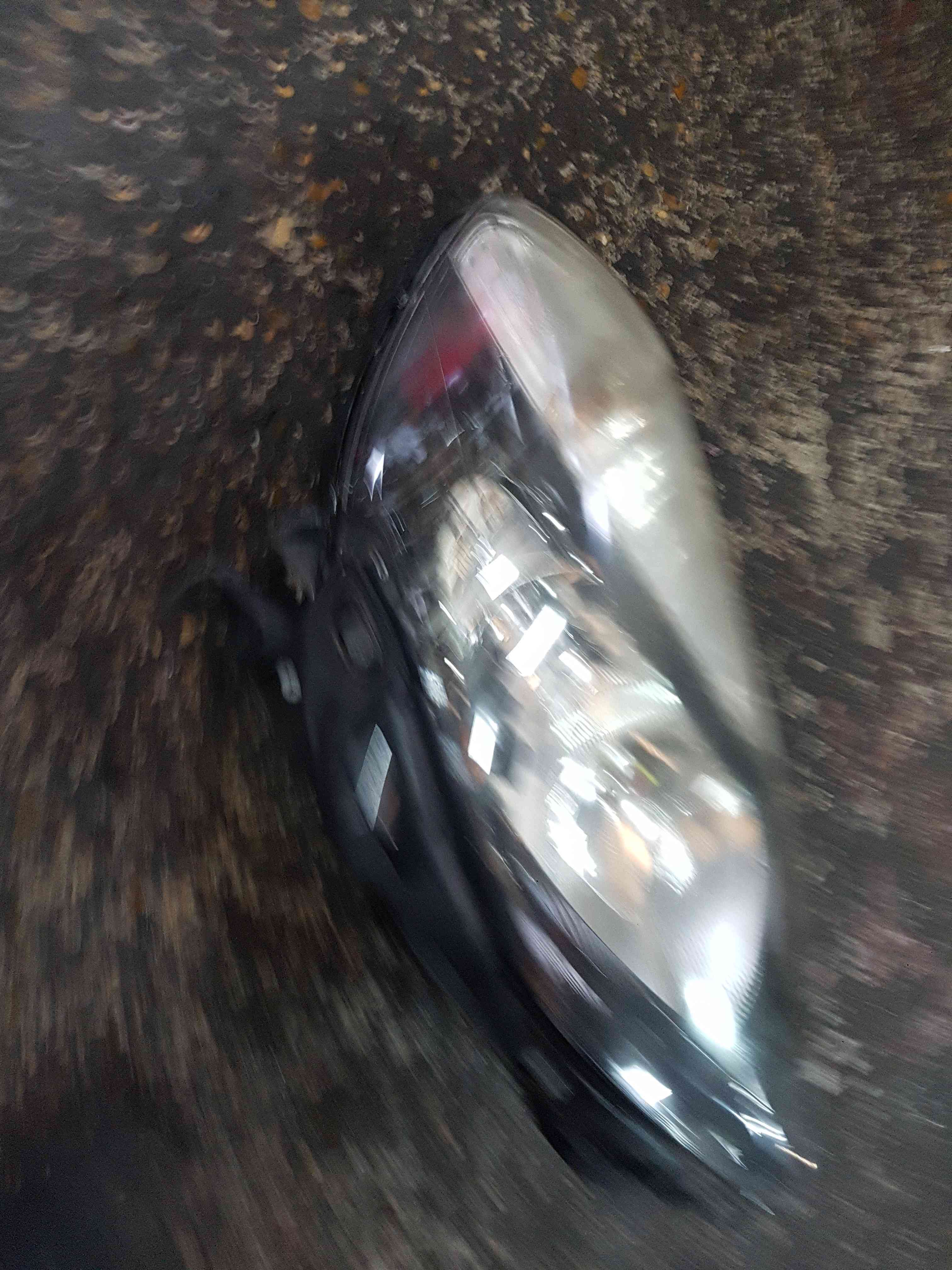 Thumb 4 Renault Clio MK3 2009-2012 Drivers OSF Front Headlight Black Backing Facelift