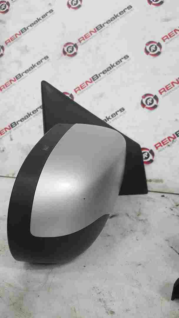 Thumb 2 Renault Clio MK3 2009-2012 Drivers Os Wing Mirror Plain Silver Electric