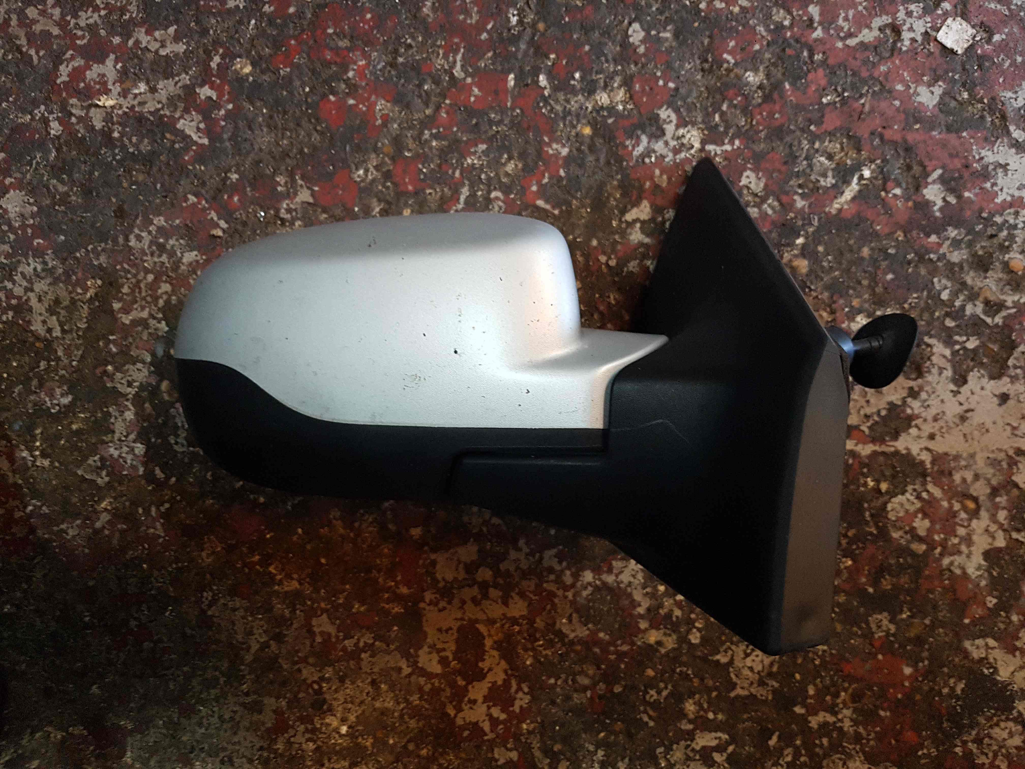 Thumb 2 Renault Clio MK3 2009-2012 Drivers Os Wing Mirror Silver Facelift Manual