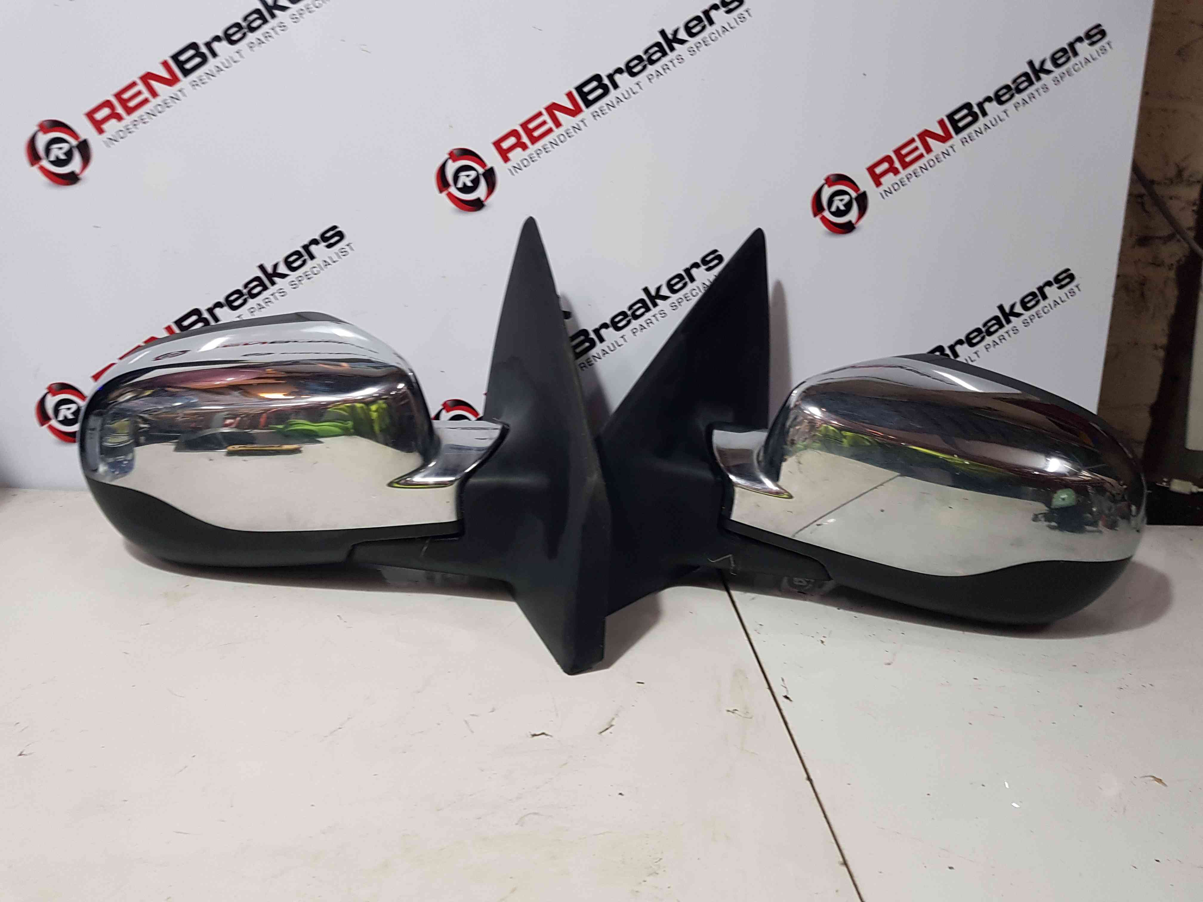 Thumb 8 Renault Clio MK3 2009-2012 Drivers Passenger Os Ns Wing Mirror Silver Chrome 