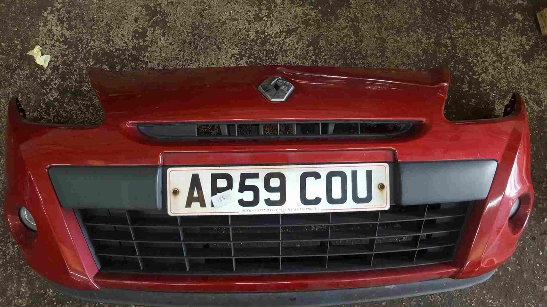 Thumb 3 Renault Clio MK3 2009-2012 Facelift Front Bumper RED Tennj 185 + Fog Lights