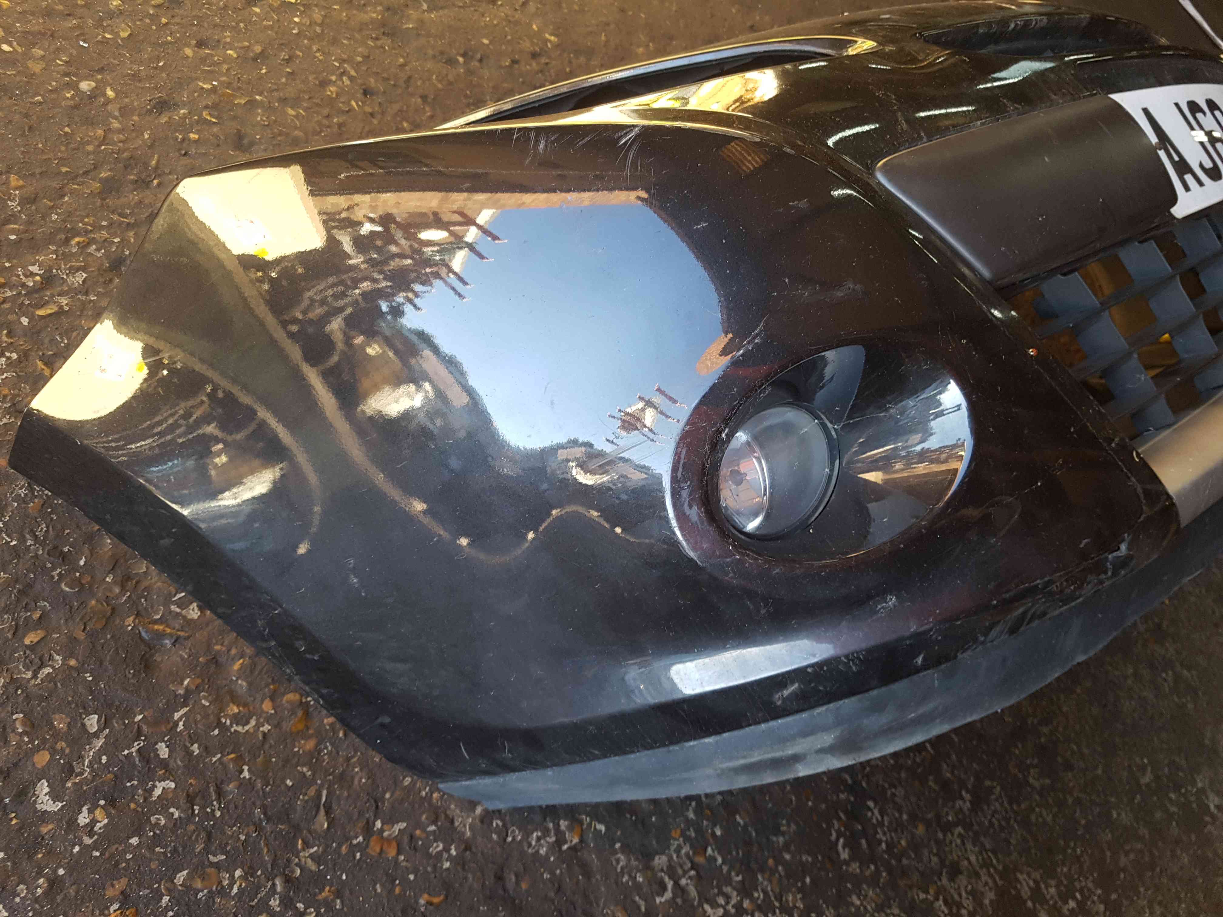 Thumb 3 Renault Clio MK3 2009-2012 Front Bumper Black 676 nv676 185 