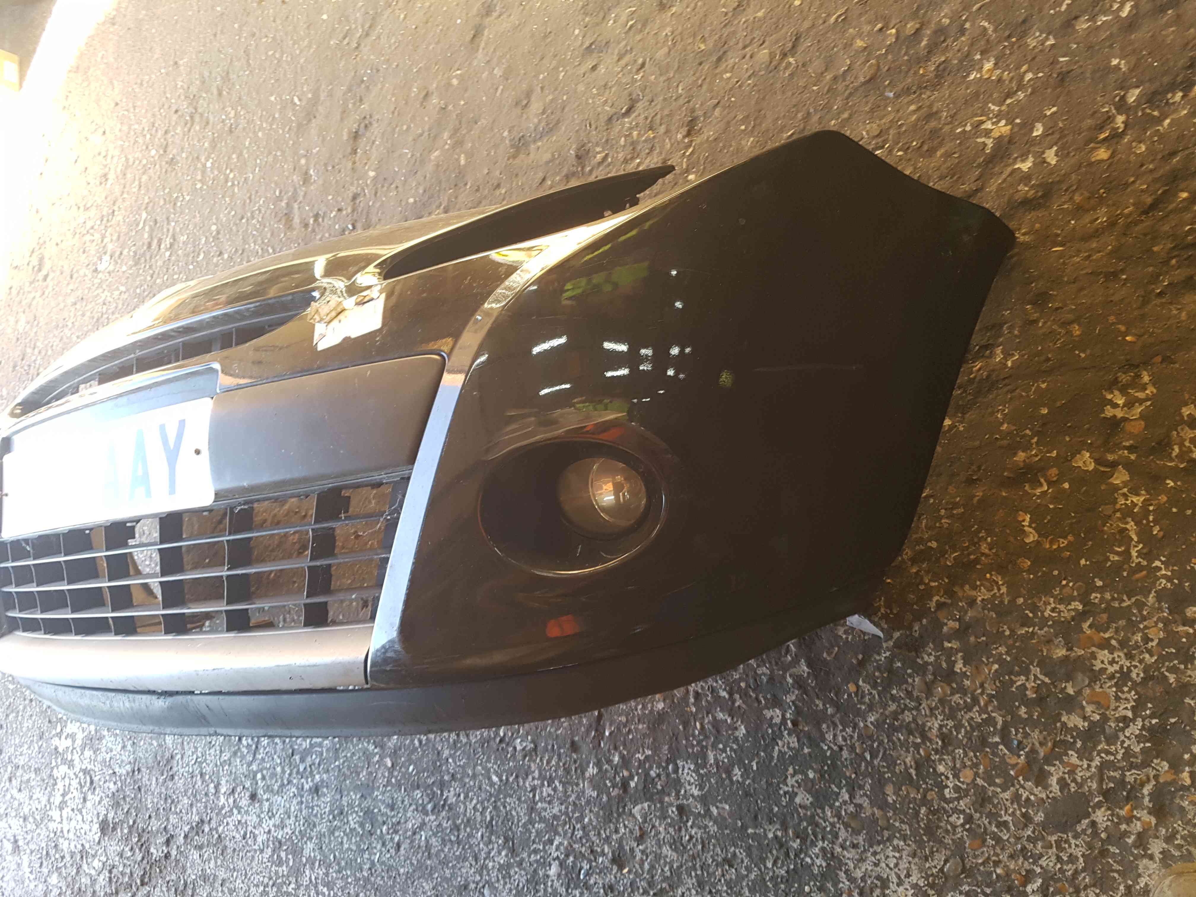 Thumb 5 Renault Clio MK3 2009-2012 Front Bumper Black 676 nv676 185 