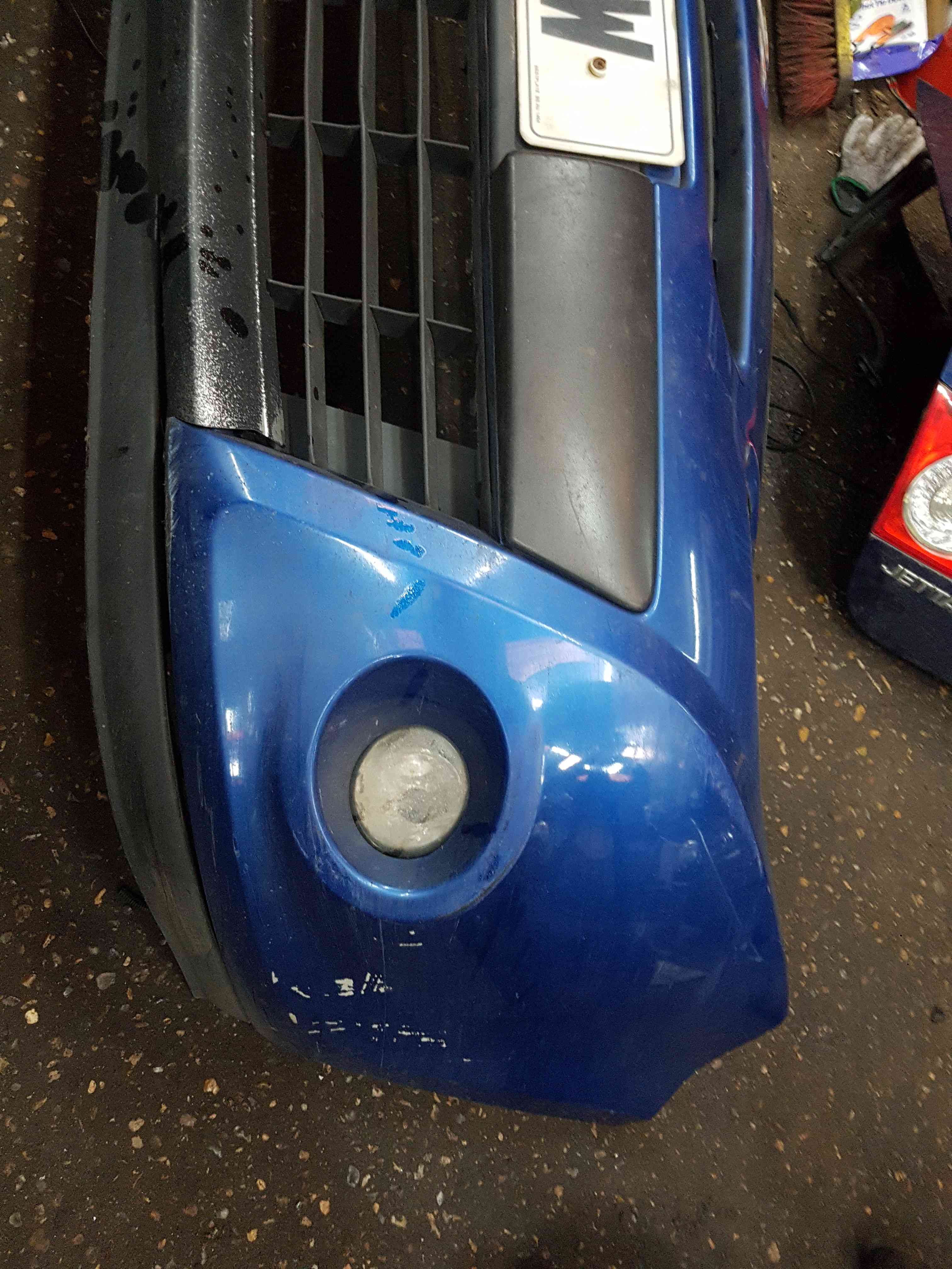 Thumb 3 Renault Clio MK3 2009-2012 Front Bumper Blue 195 TERNA