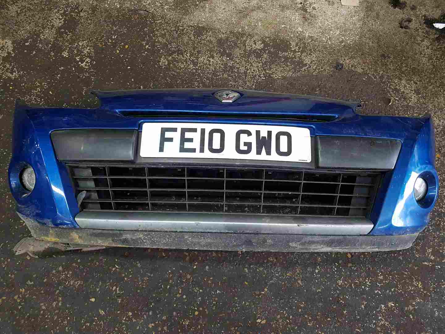 Renault Clio MK3 2009-2012 Front Bumper Blue 195 Terna