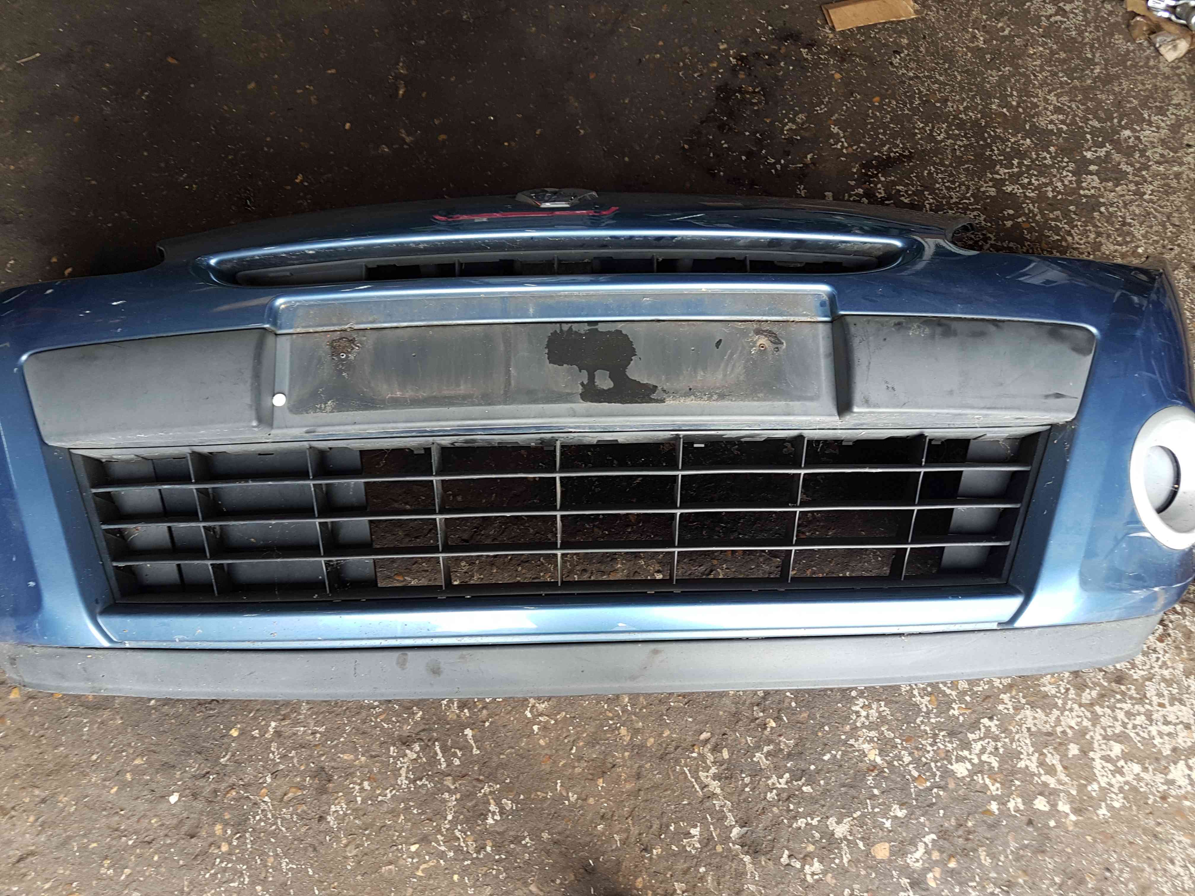 Thumb 3 Renault Clio MK3 2009-2012 Front Bumper Blue Grey Ternl 185