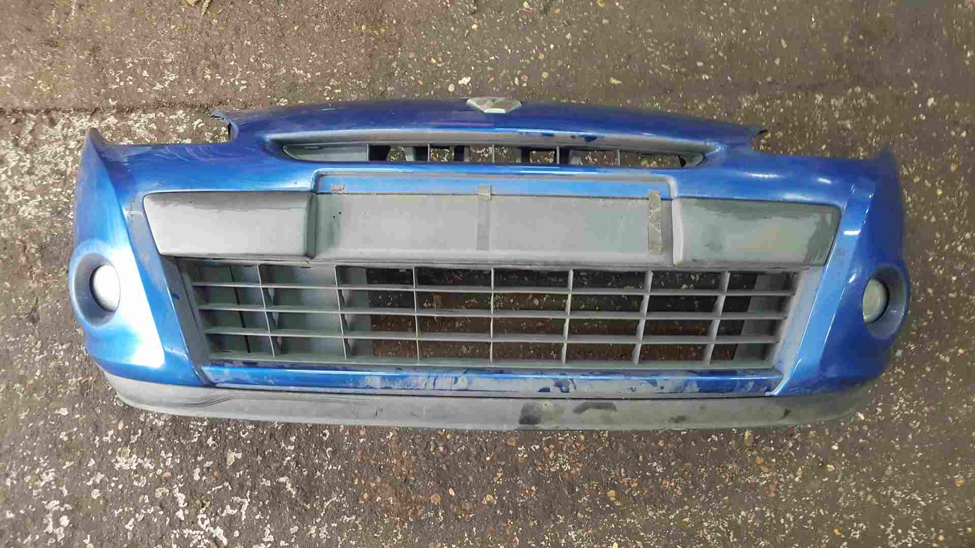 Thumb 3 Renault Clio MK3 2009-2012 Front Bumper Blue Terna 185 15Inch