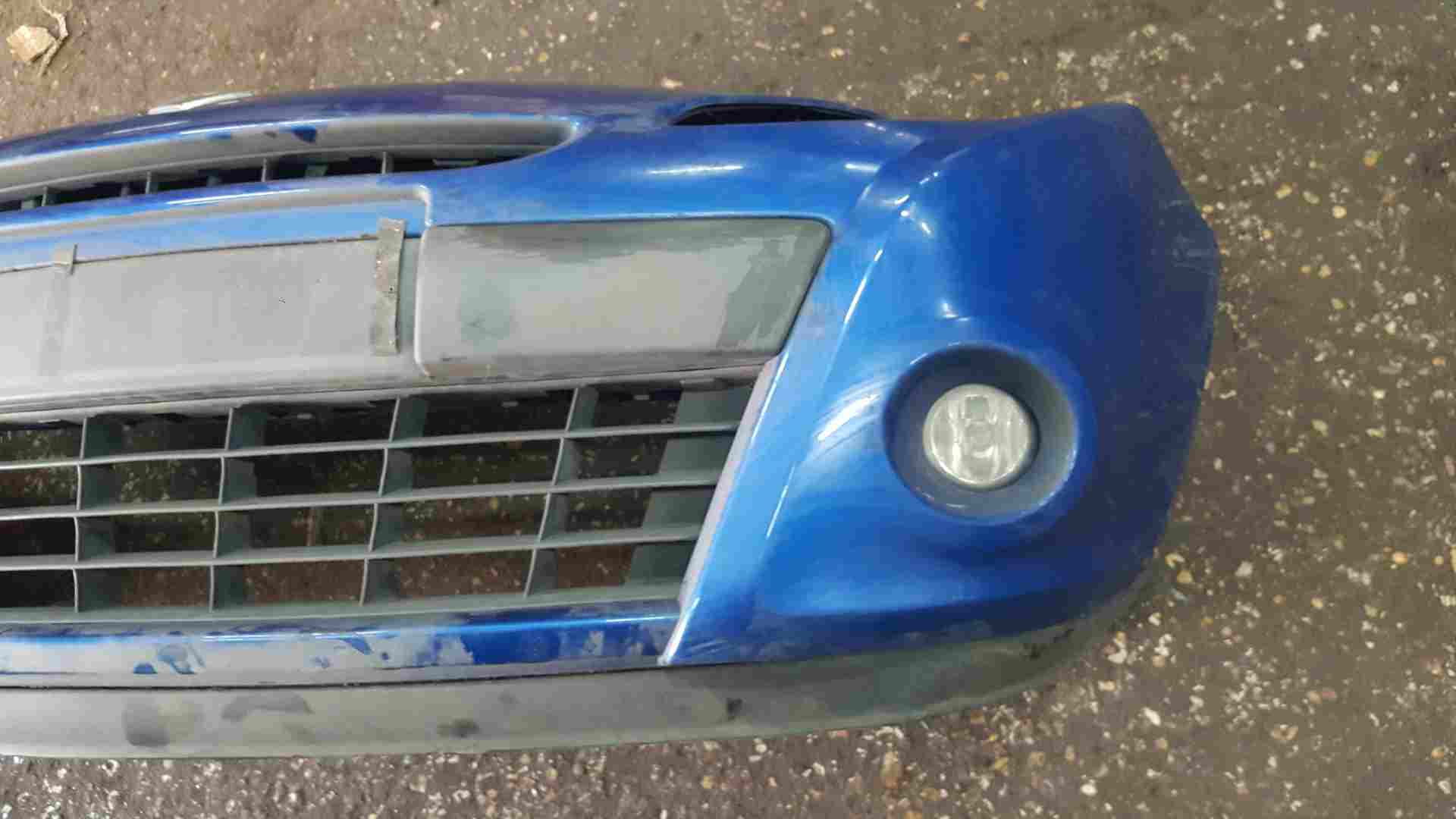 Thumb 4 Renault Clio MK3 2009-2012 Front Bumper Blue Terna 185 15Inch