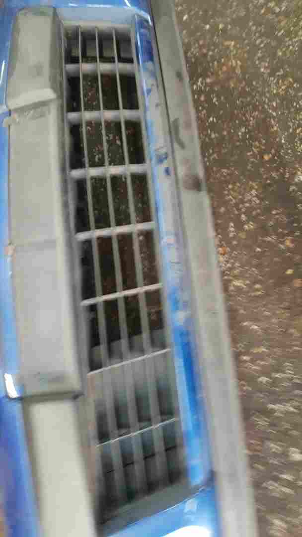 Thumb 8 Renault Clio MK3 2009-2012 Front Bumper Blue Terna 185 15Inch