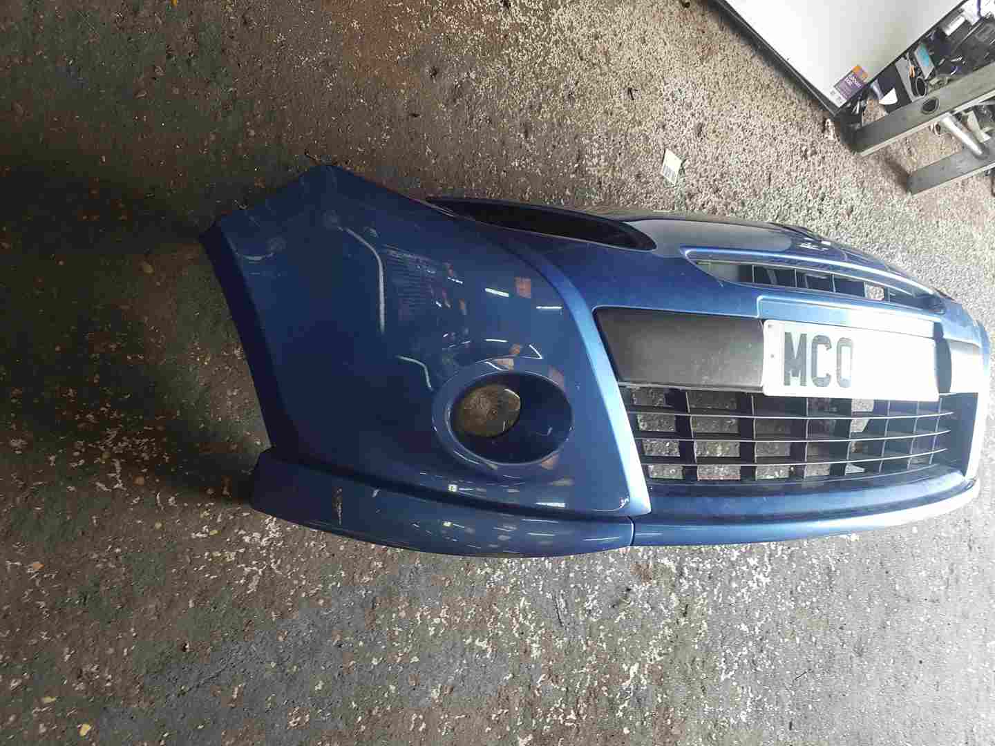 Thumb 3 Renault Clio MK3 2009-2012 Front Bumper Blue Ternt Gt Line