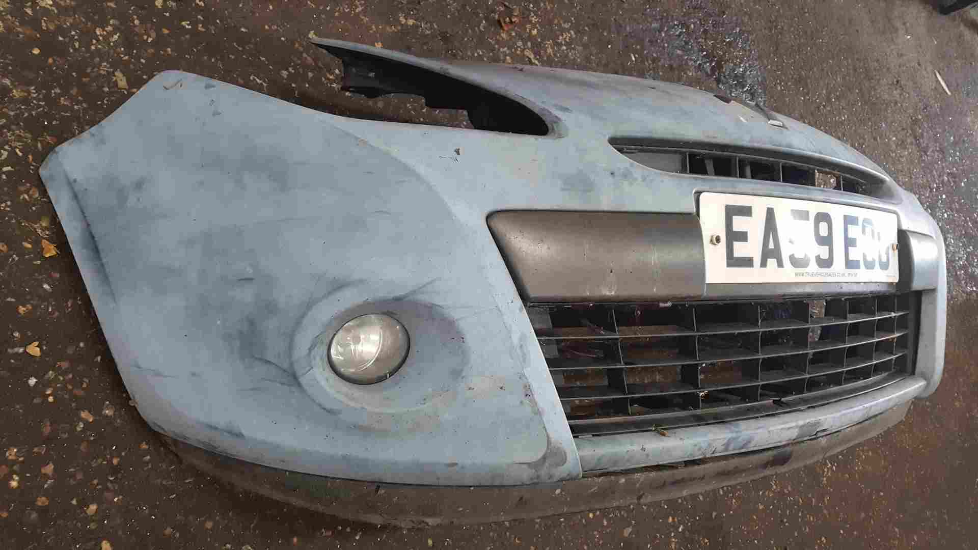 Thumb 3 Renault Clio MK3 2009-2012 Front Bumper Facelift Primered Primed WITH GRILLS 