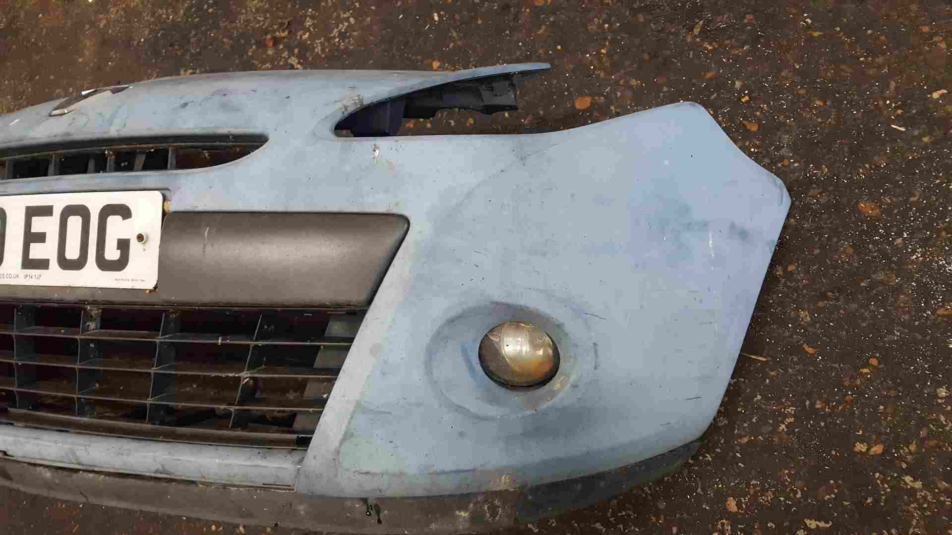Thumb 6 Renault Clio MK3 2009-2012 Front Bumper Facelift Primered Primed WITH GRILLS 