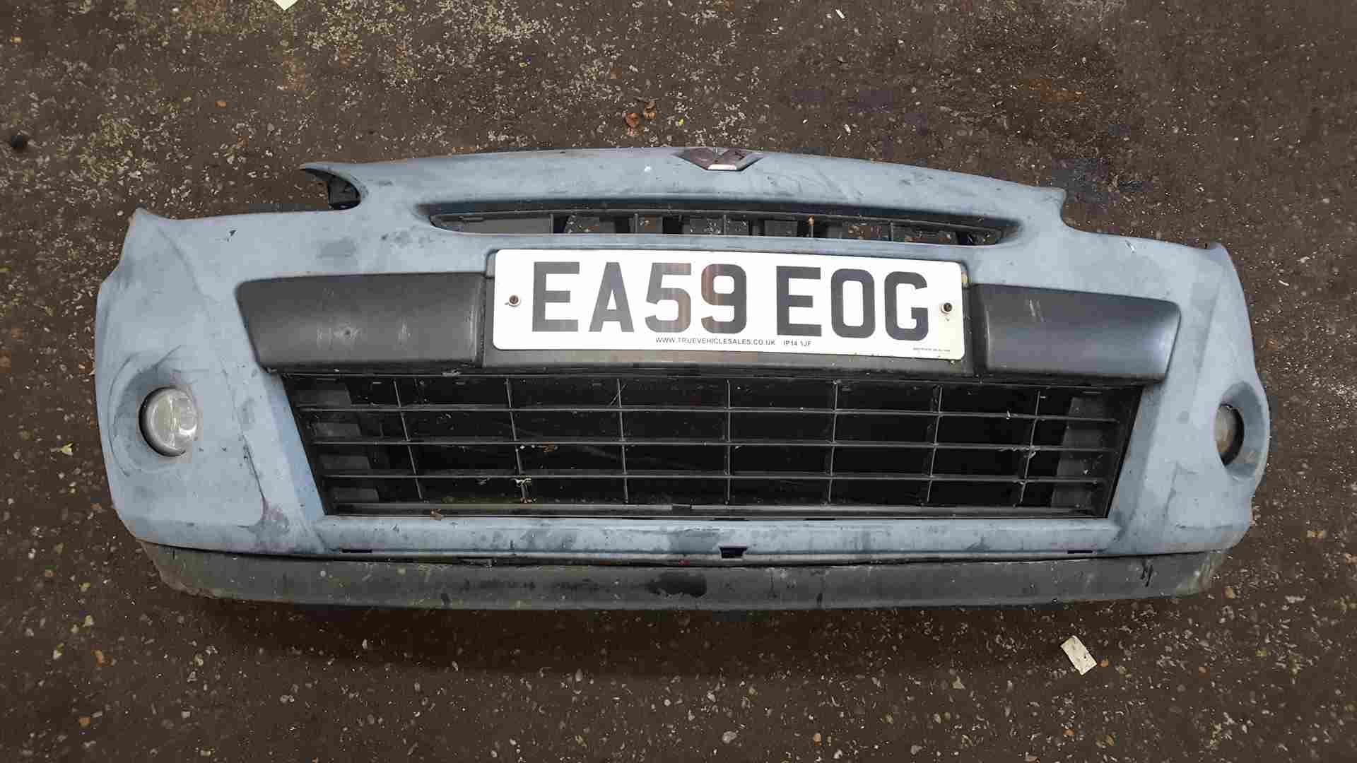 Renault Clio MK3 2009-2012 Front Bumper Facelift Primered Primed WITH GRILLS 