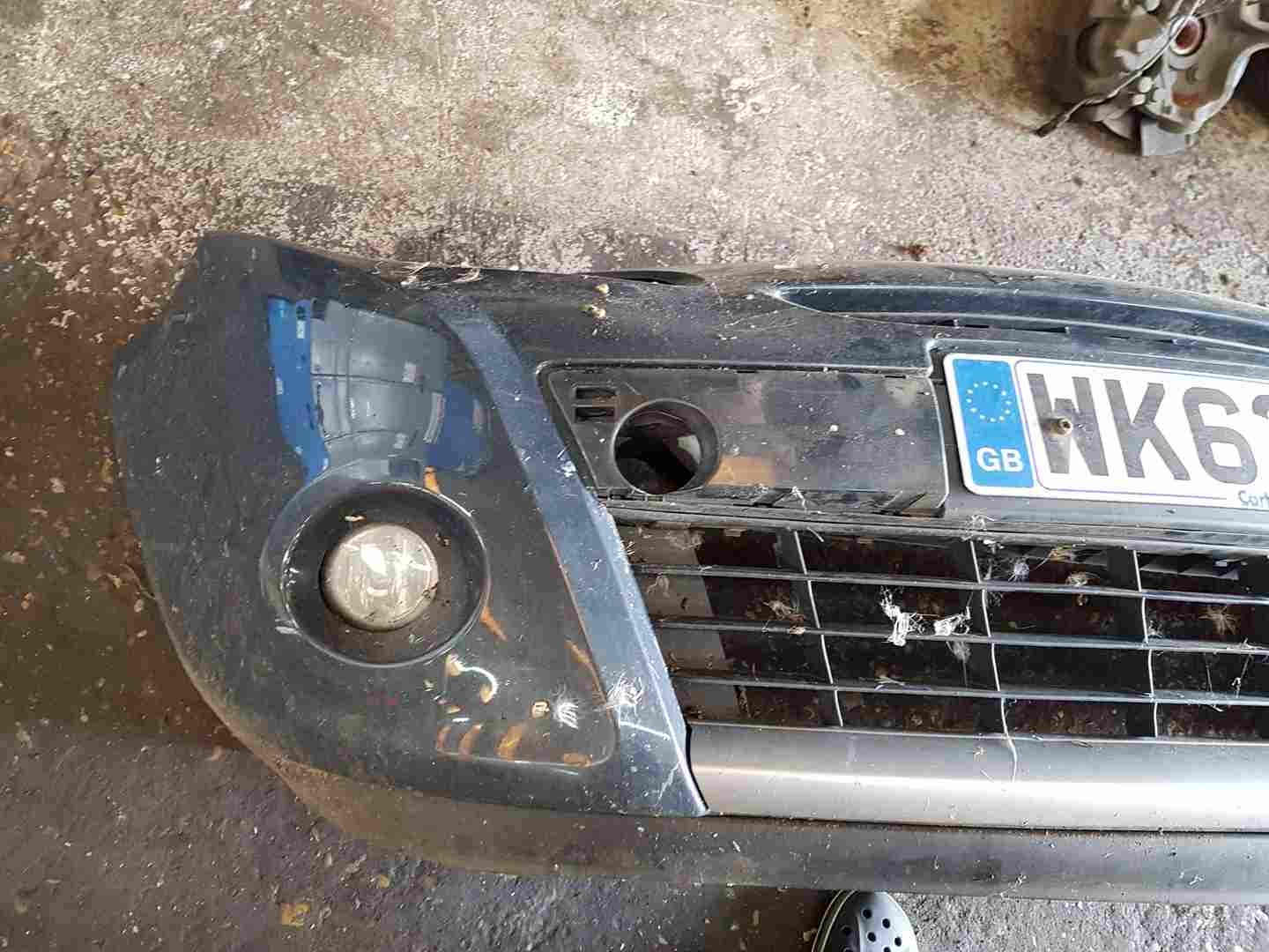 Thumb 3 Renault Clio MK3 2009-2012 Front Bumper Grey Silver Ovrpe 195 Code