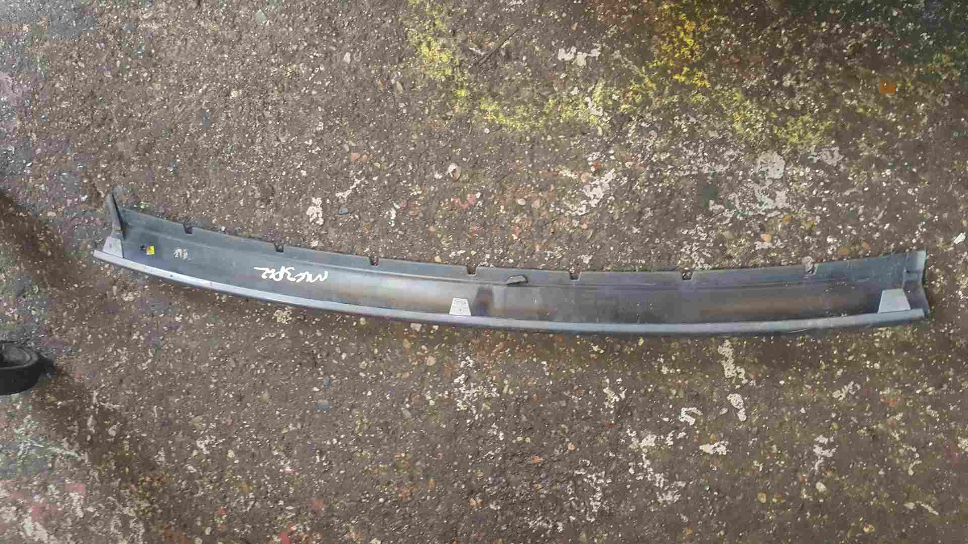 Thumb 3 Renault Clio MK3 2009-2012 Front Bumper Lower Insert Silver 620843348R
