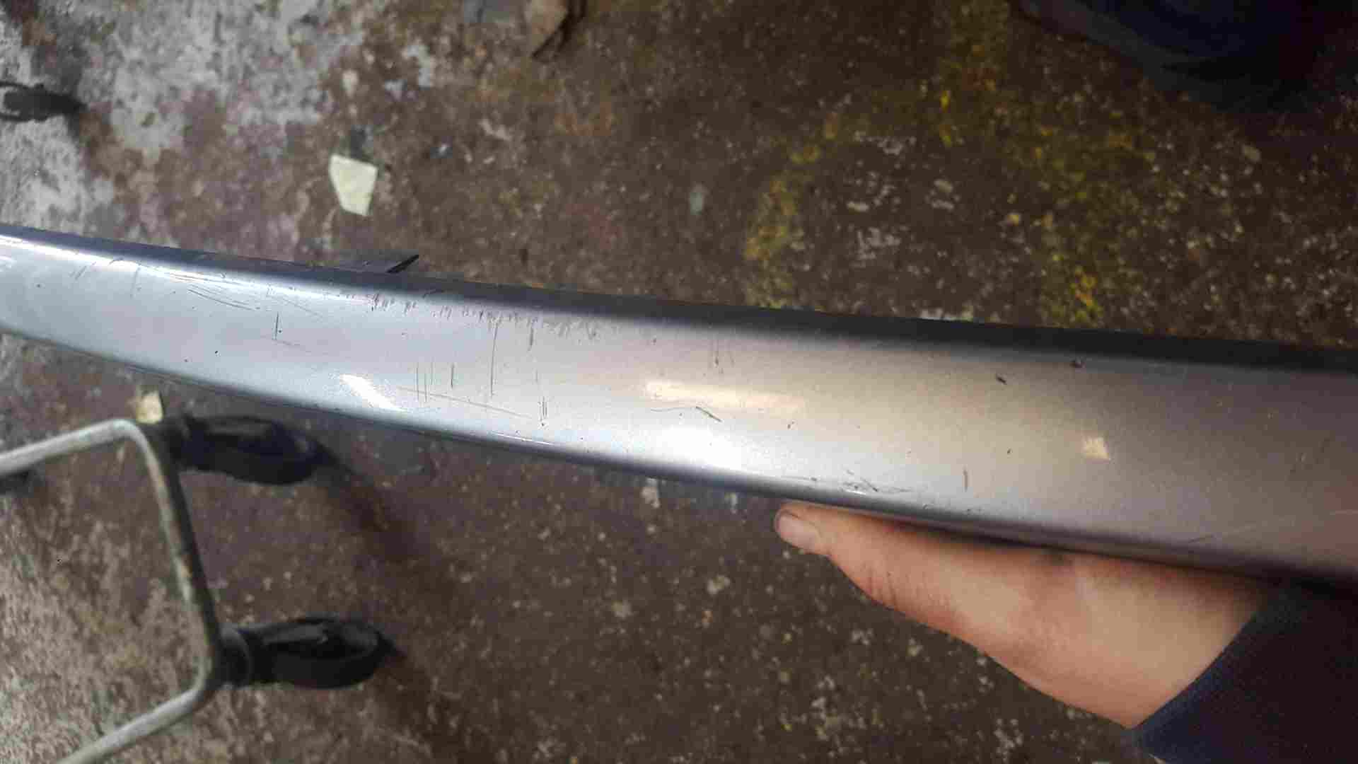 Thumb 4 Renault Clio MK3 2009-2012 Front Bumper Lower Insert Silver 620843348R