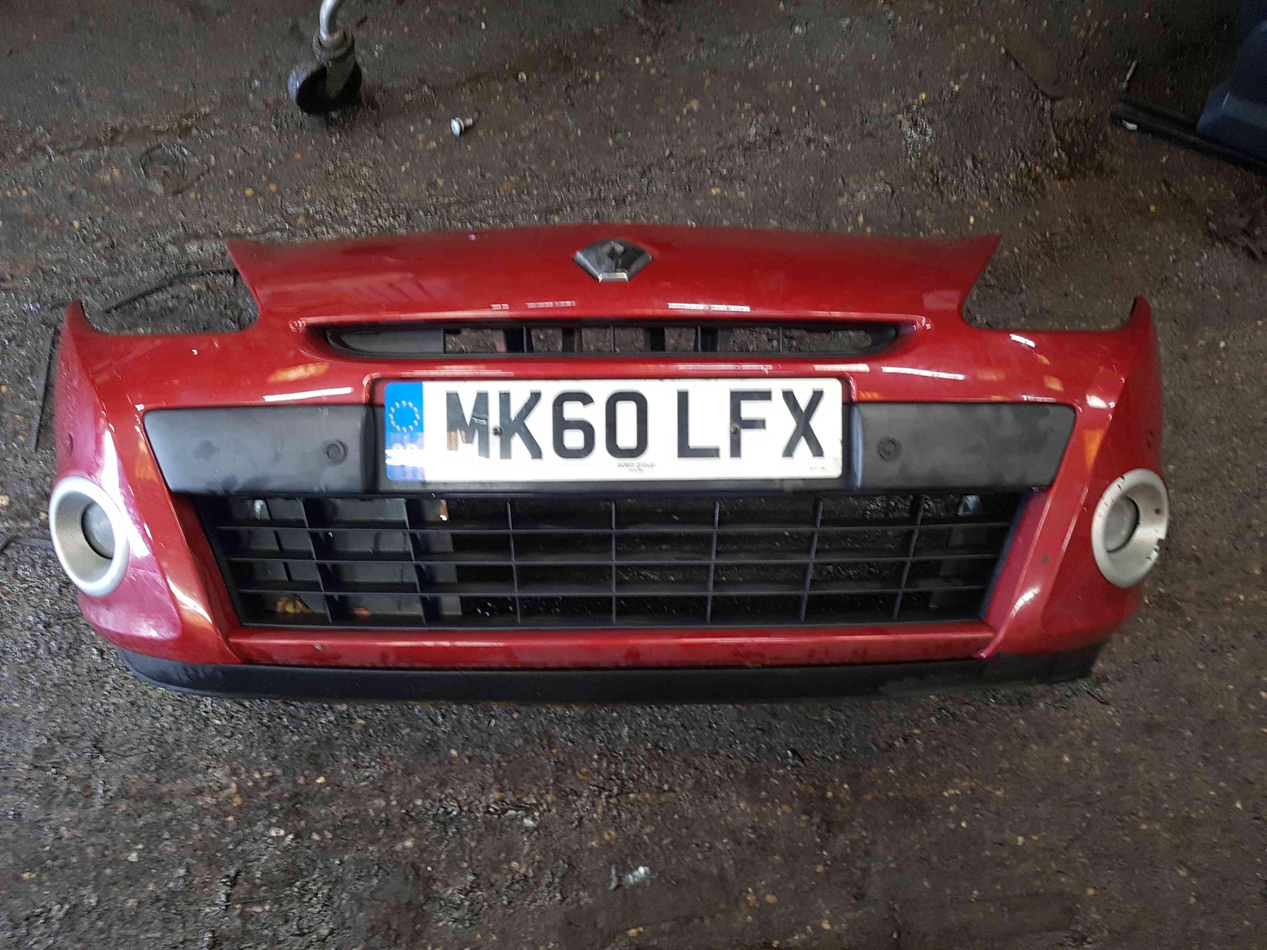 Thumb 10 Renault Clio MK3 2009-2012 Front Bumper RED Tennj Facelift 195 + Sensors