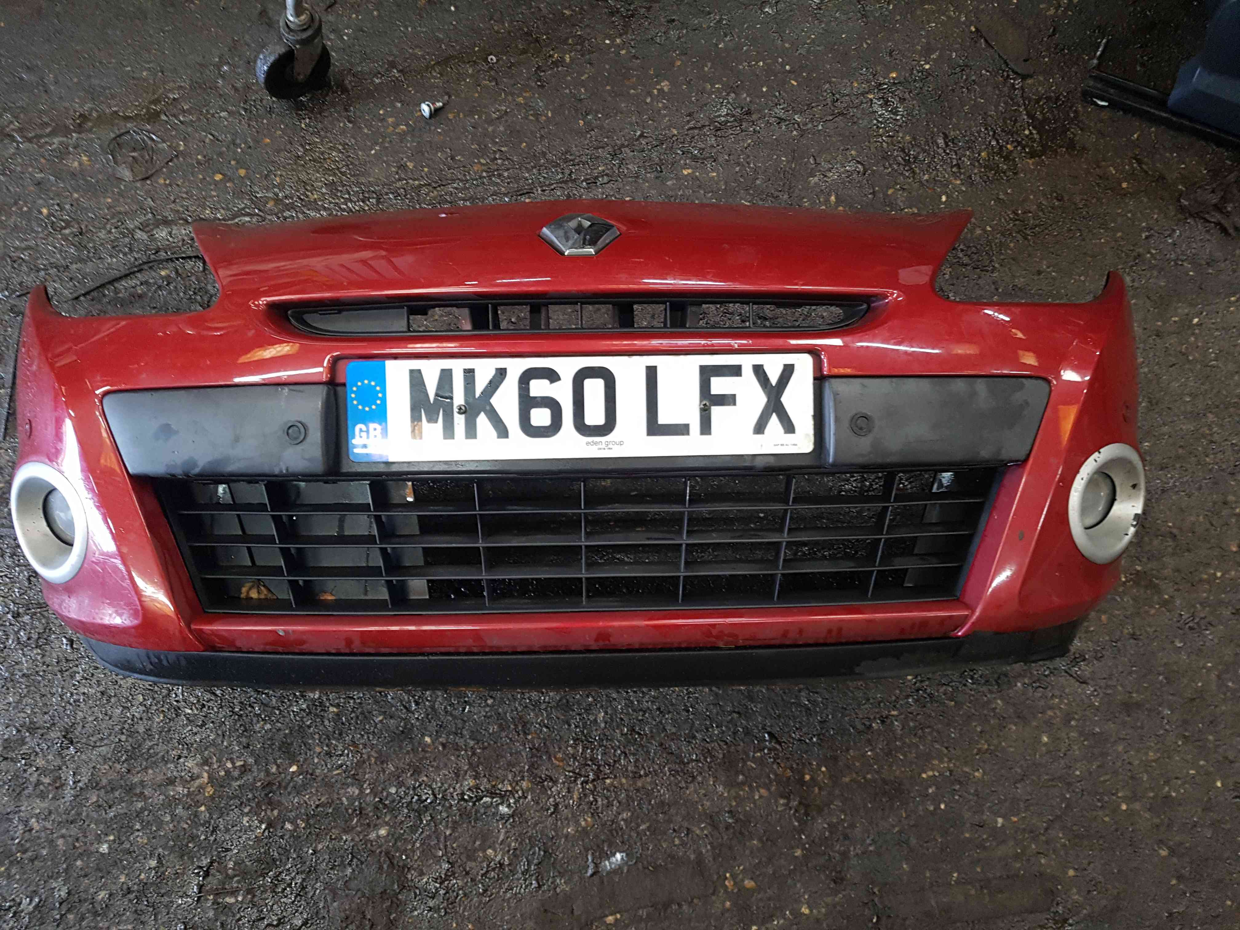 Thumb 9 Renault Clio MK3 2009-2012 Front Bumper RED Tennj Facelift 195 + Sensors