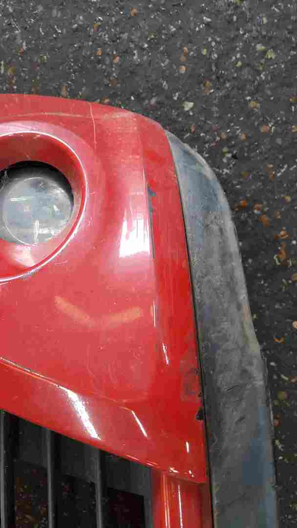 Thumb 2 Renault Clio MK3 2009-2012 Front Bumper Red OV727 185