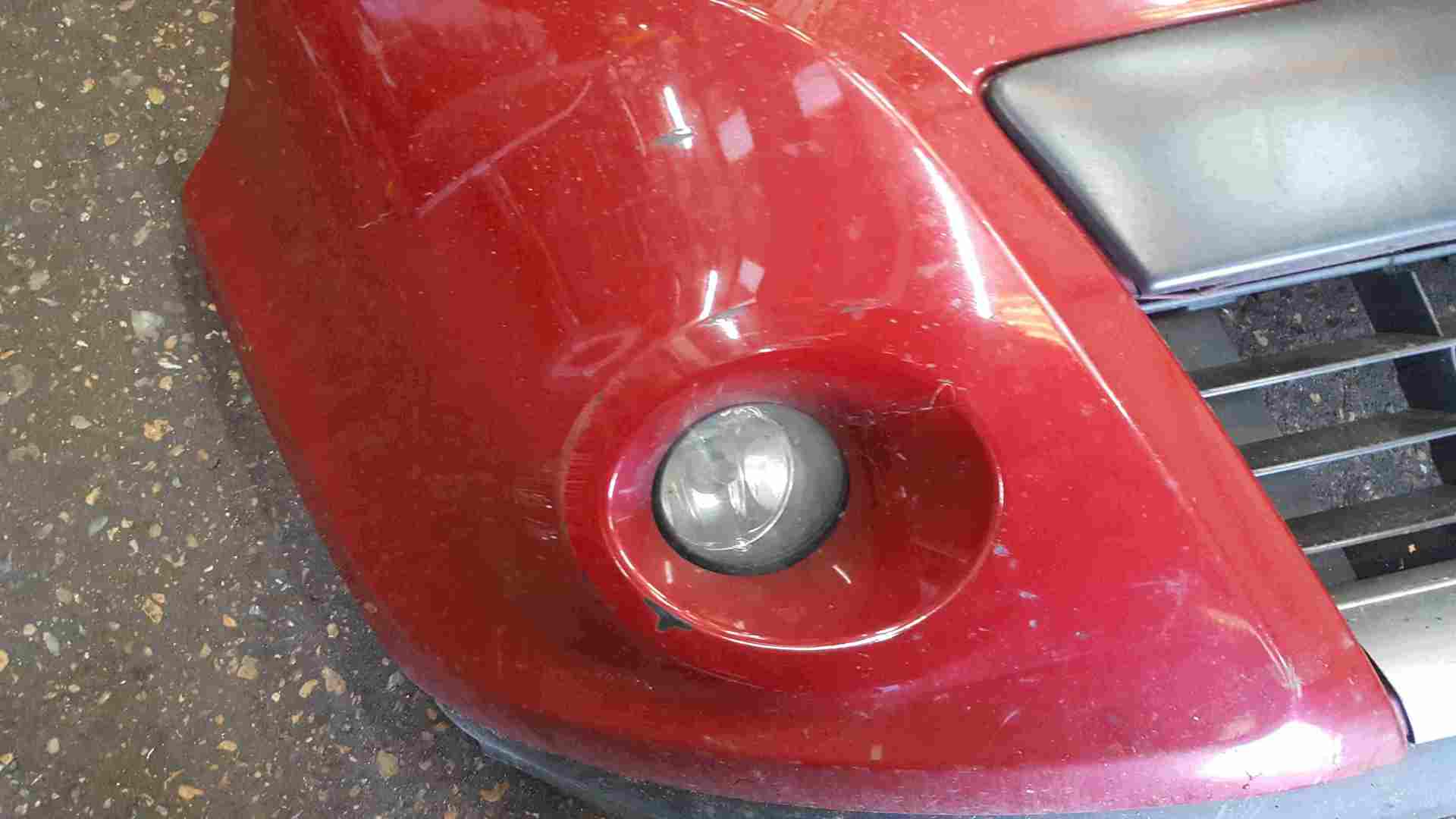 Thumb 2 Renault Clio MK3 2009-2012 Front Bumper Red TENNJ 195
