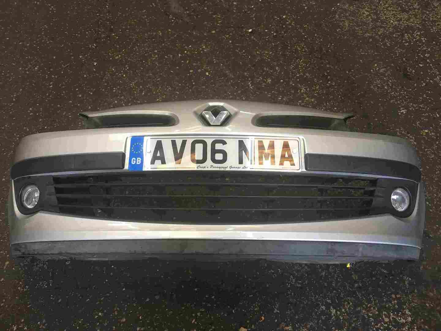 Renault Clio MK3 2009-2012 Front Bumper Silver TED69 195