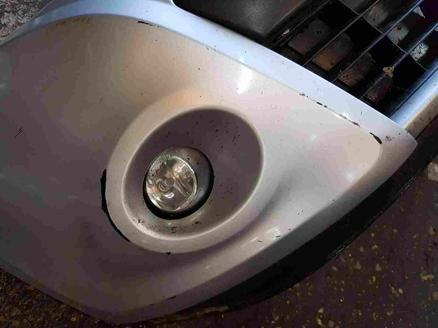 Thumb 4 Renault Clio MK3 2009-2012 Front Bumper Silver Ted69 185 Facelift 185 