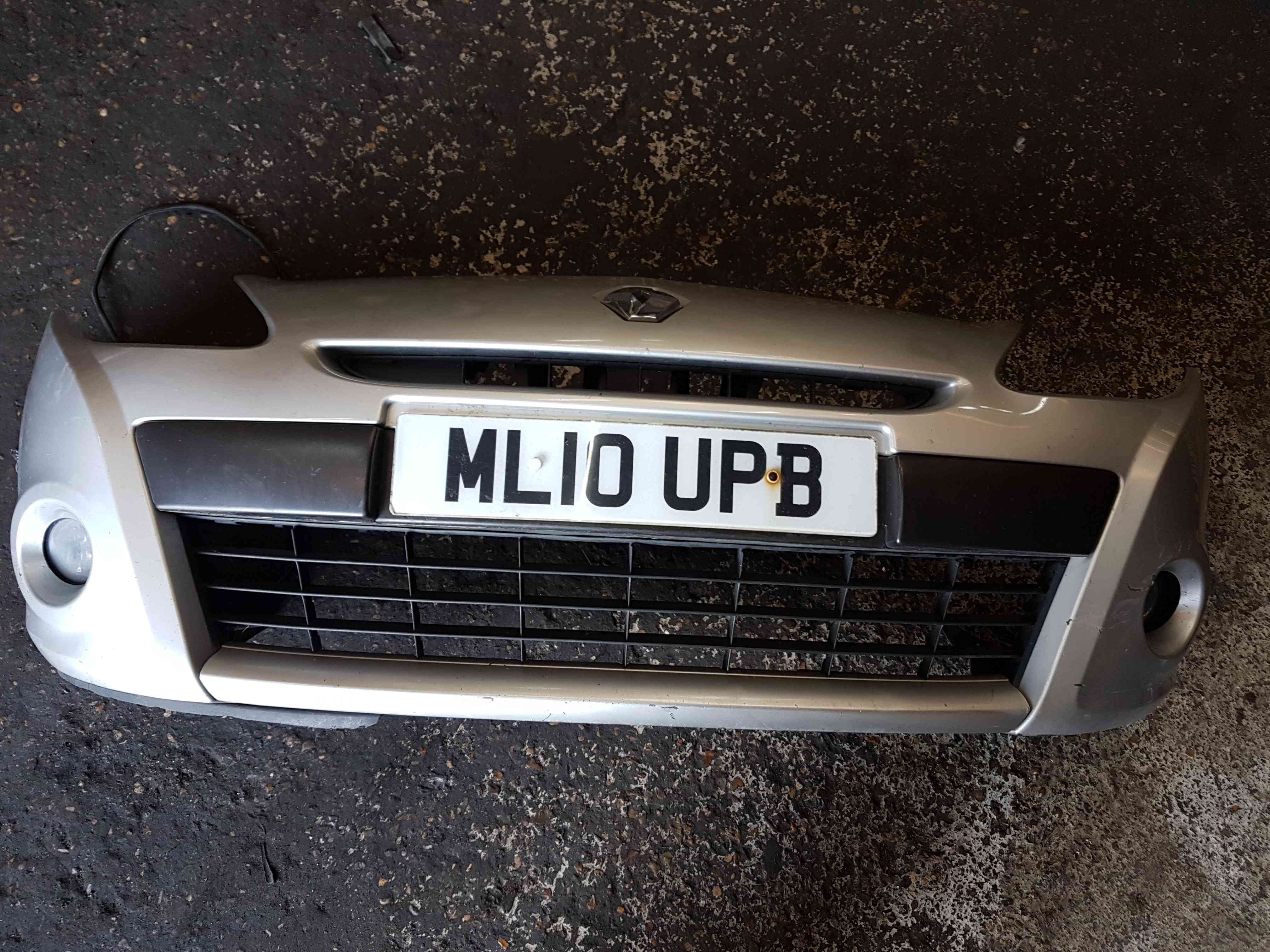 Thumb 2 Renault Clio MK3 2009-2012 Front Bumper Silver Ted69 Facelift 195 16Inch 