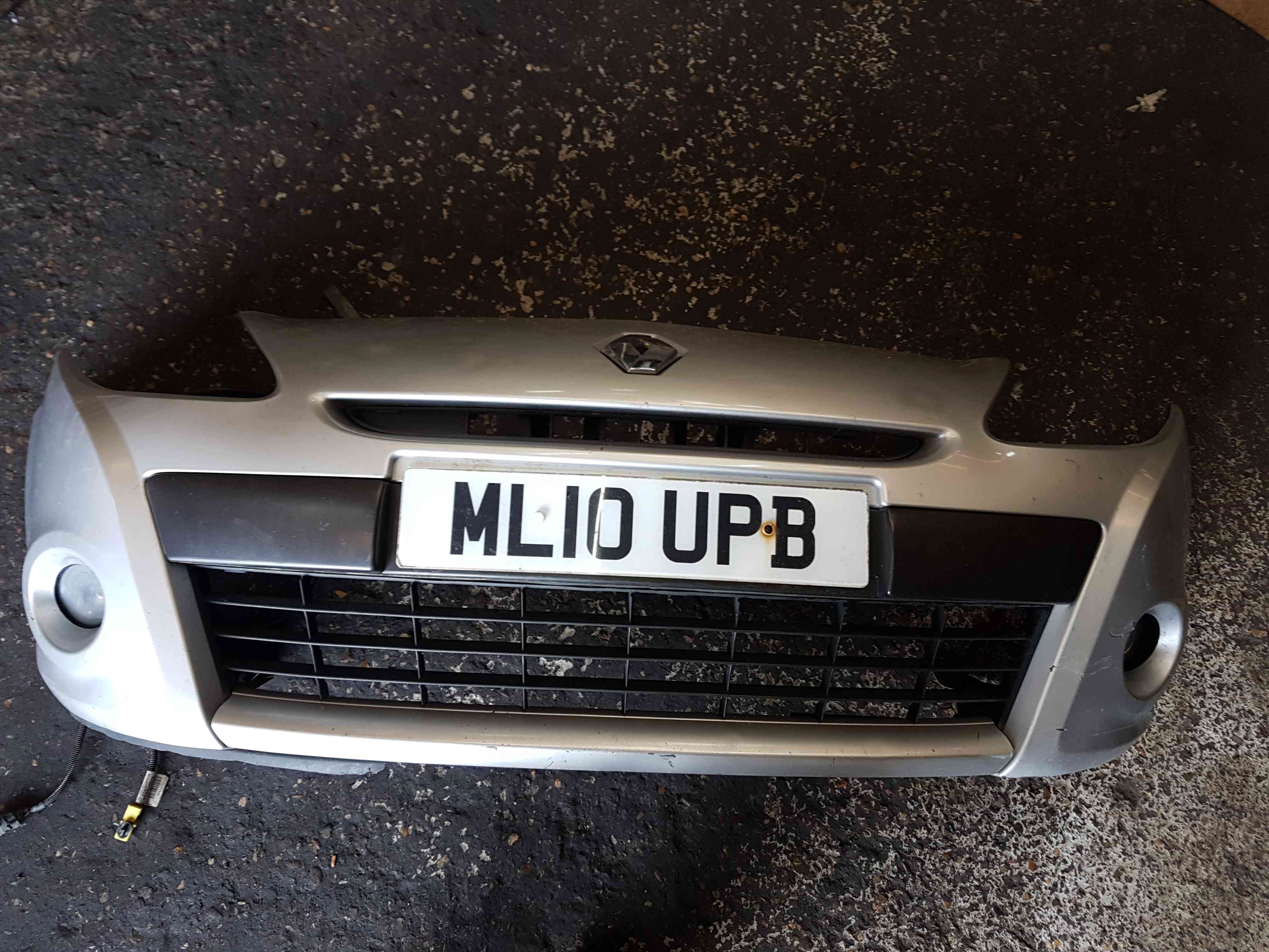 Thumb 3 Renault Clio MK3 2009-2012 Front Bumper Silver Ted69 Facelift 195 16Inch 