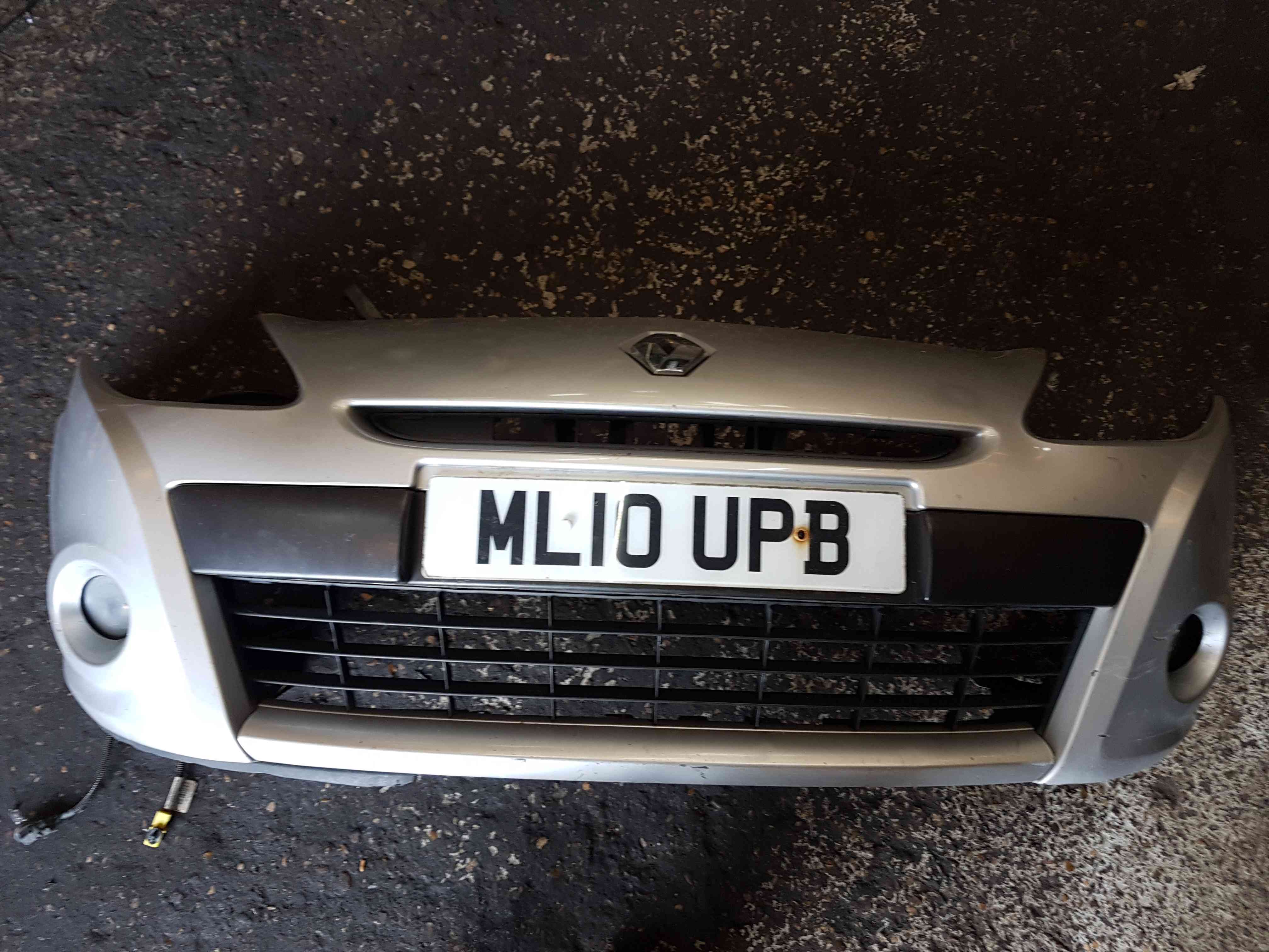 Thumb 4 Renault Clio MK3 2009-2012 Front Bumper Silver Ted69 Facelift 195 16Inch 