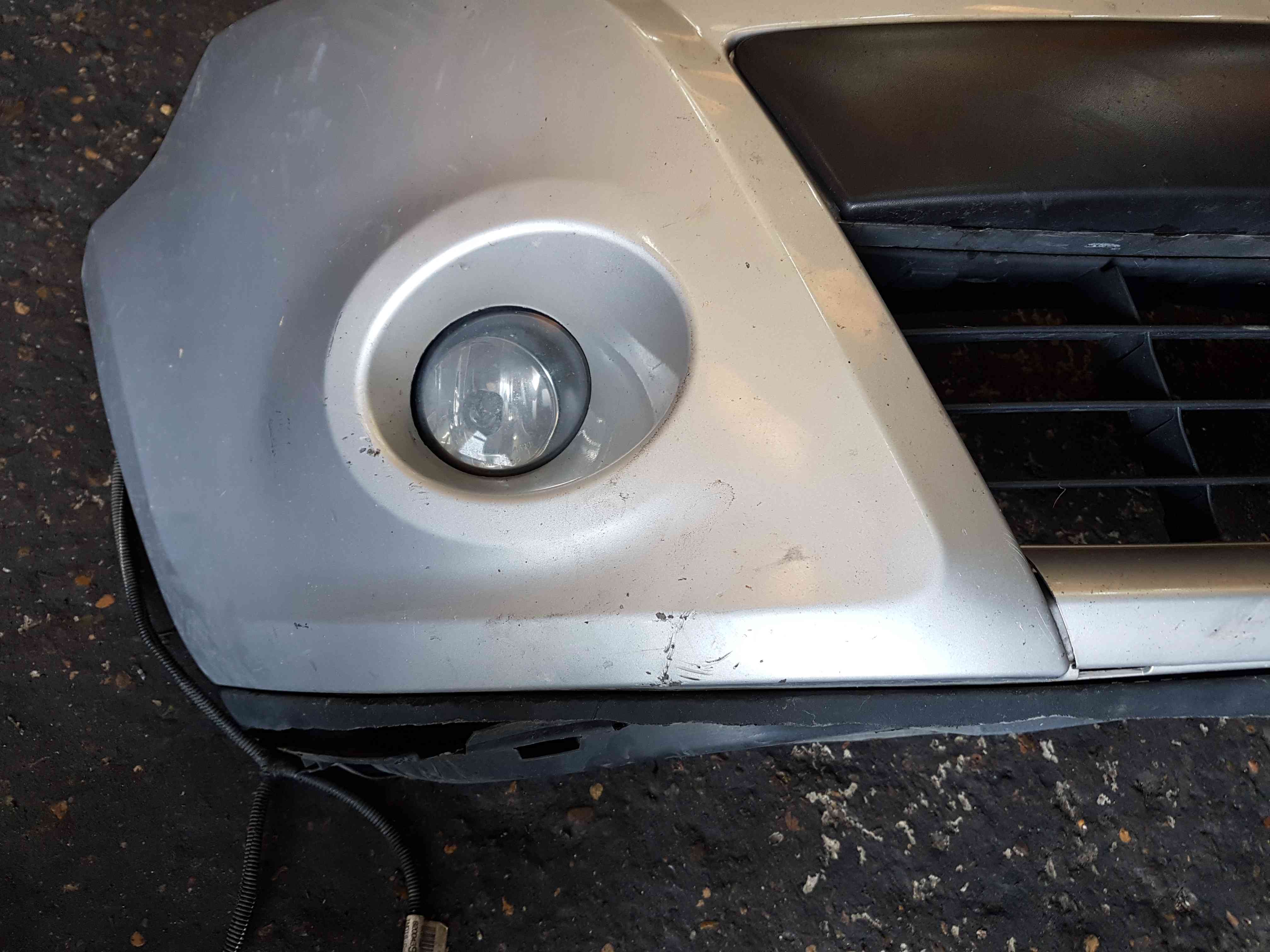 Thumb 5 Renault Clio MK3 2009-2012 Front Bumper Silver Ted69 Facelift 195 16Inch 