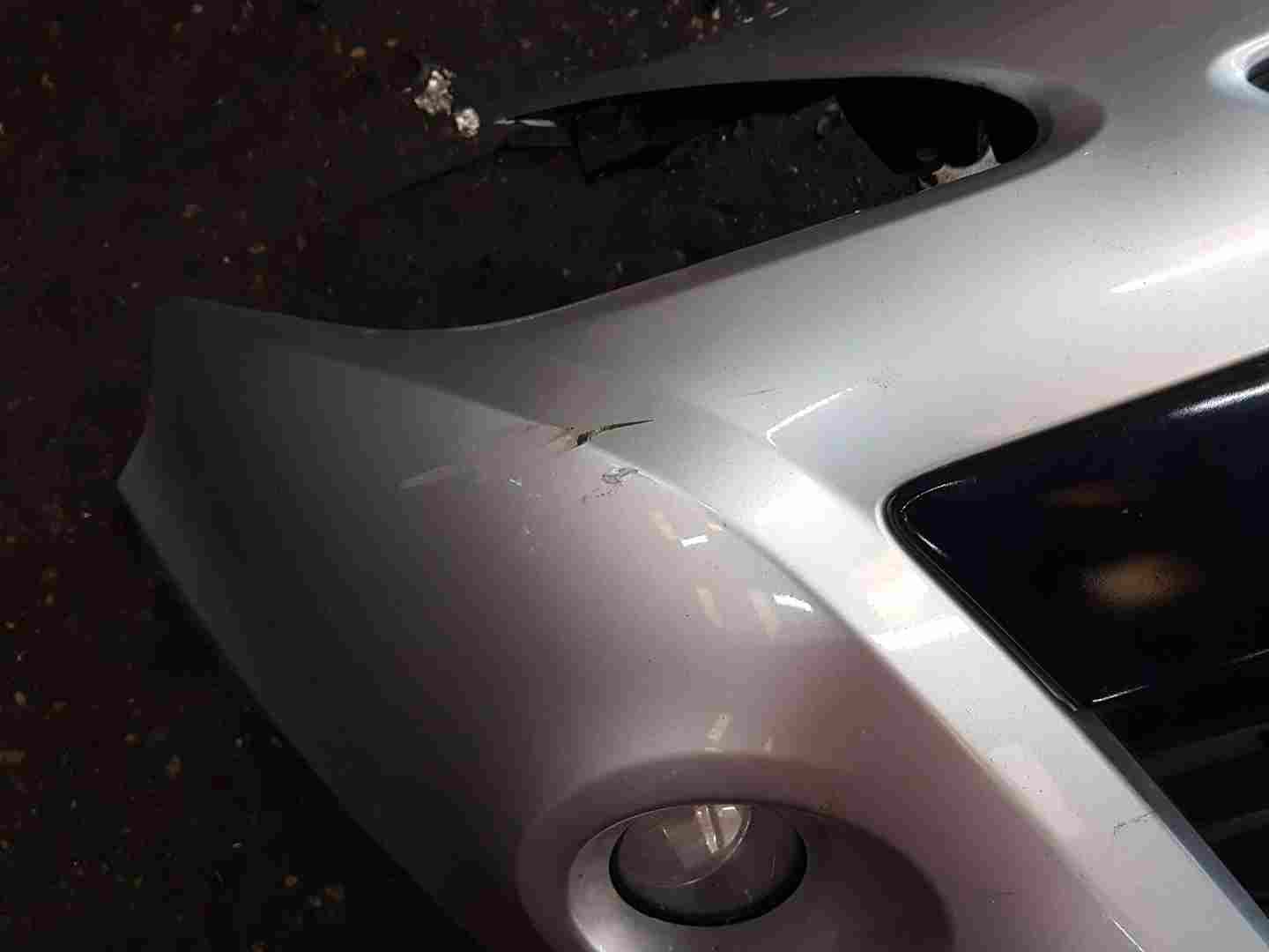 Thumb 7 Renault Clio MK3 2009-2012 Front Bumper Silver Ted69 195