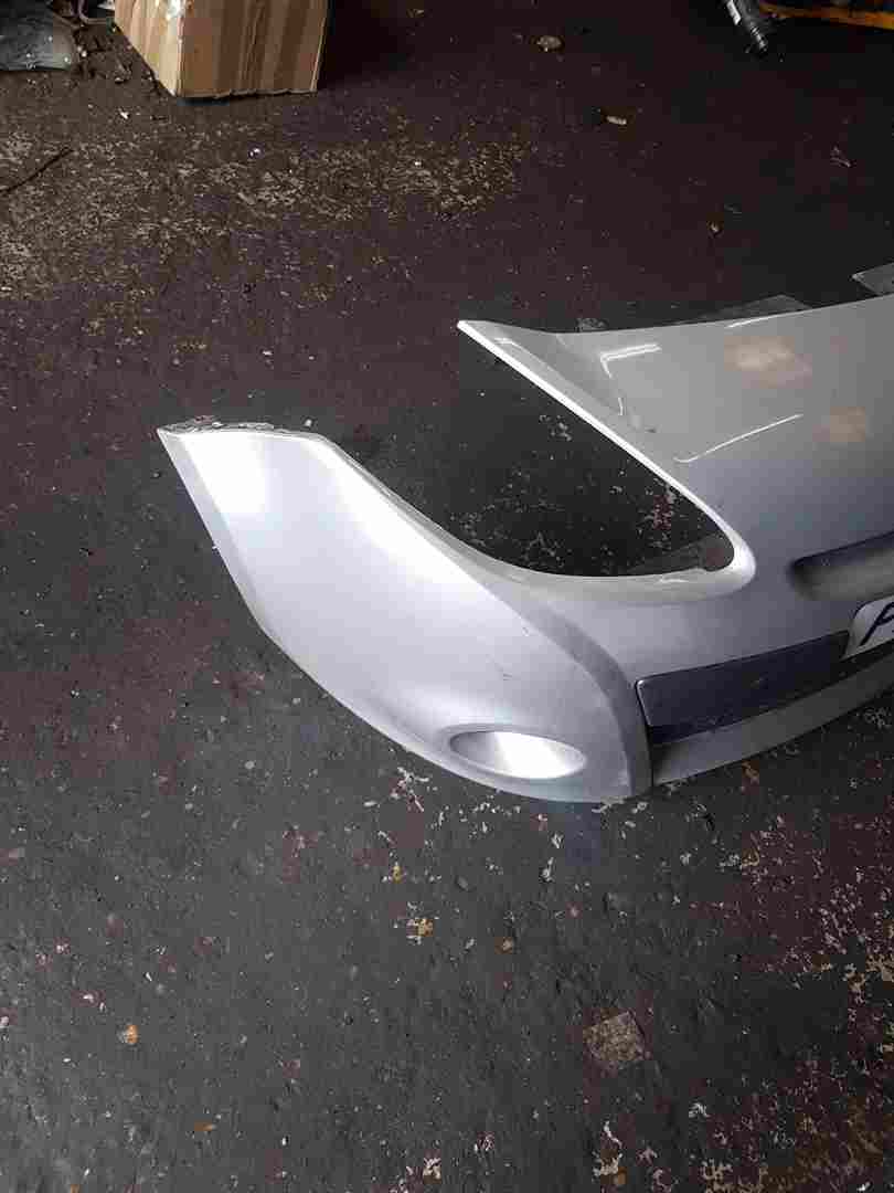 Thumb 3 Renault Clio MK3 2009-2012 Front Bumper Silver Ted69 195 Facelift 195 Type