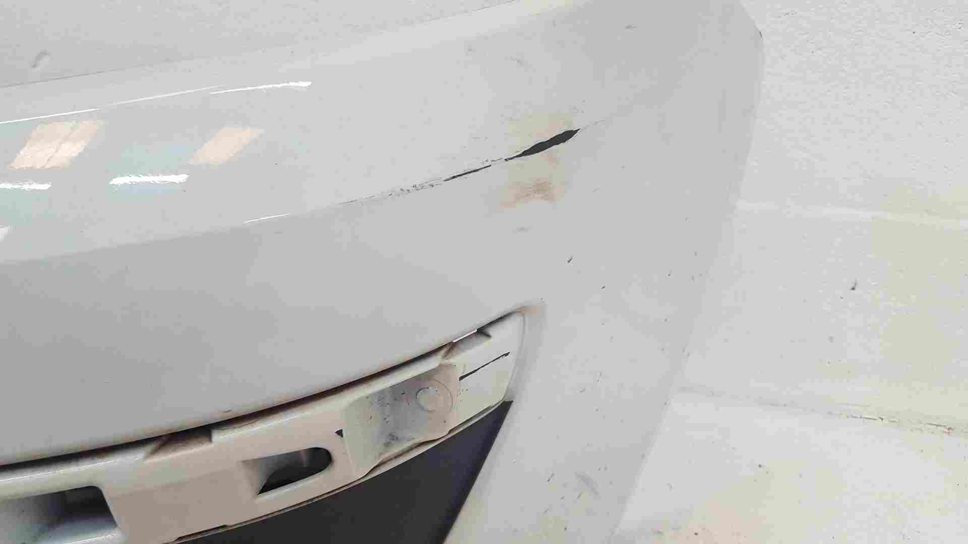 Thumb 5 Renault Clio MK3 2005-2009 Front Bumper White Ov369 185 FOG LIGHTS 