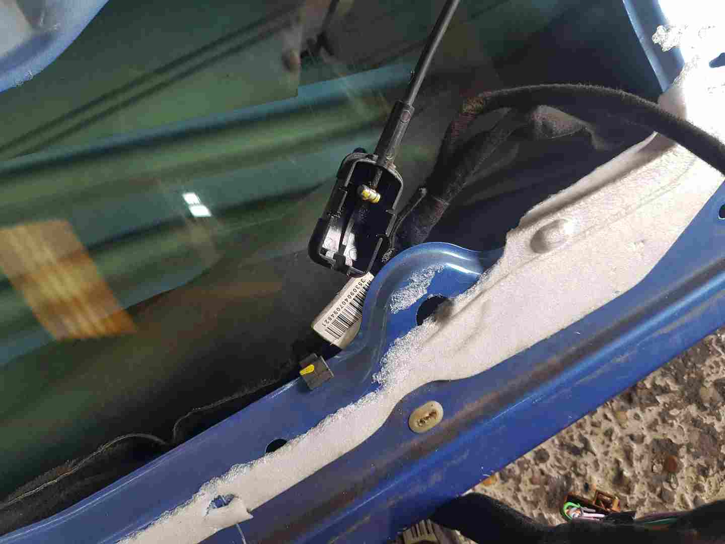 Thumb 8 Renault Clio MK3 2009-2012 Gt Driversr OSF Front Door Blue Ternt 3Dr