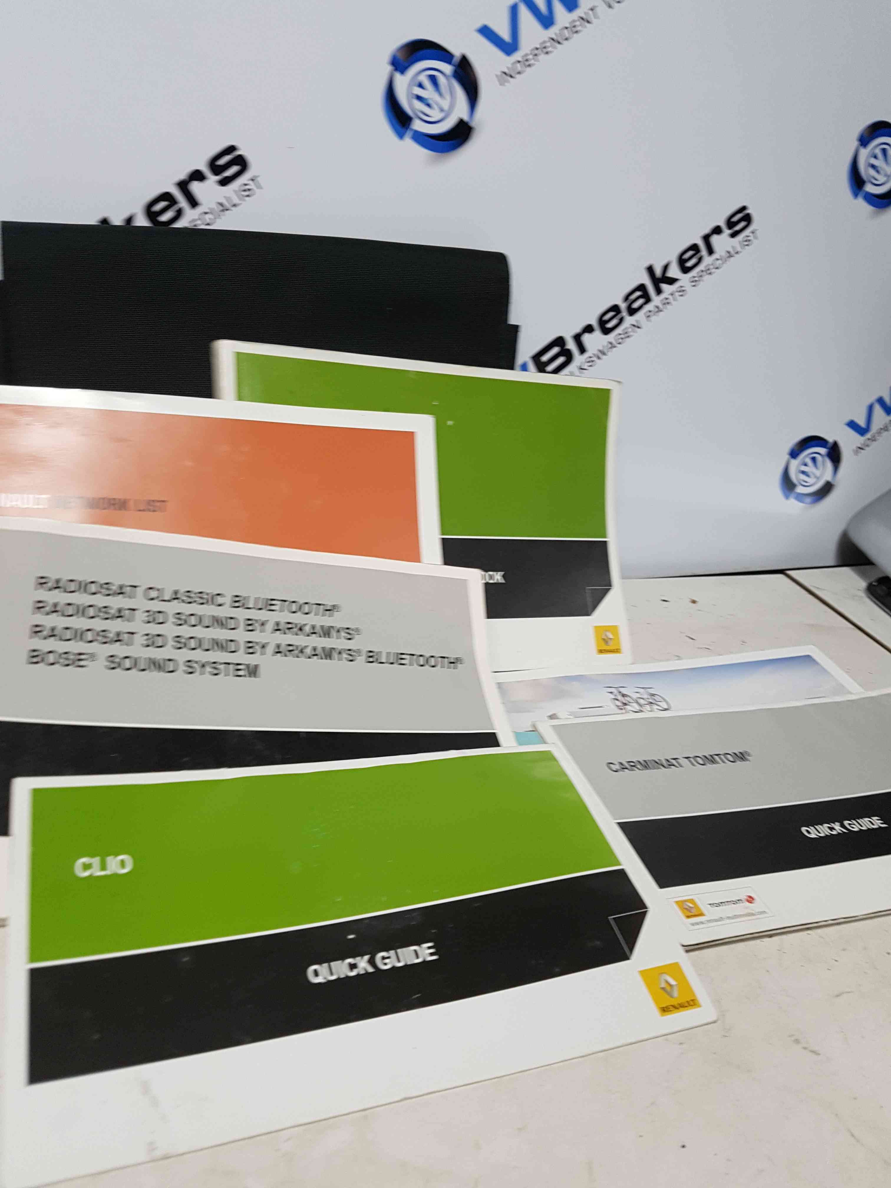 Thumb 2 Renault Clio MK3 2009-2012 Handbook Documents + Wallet