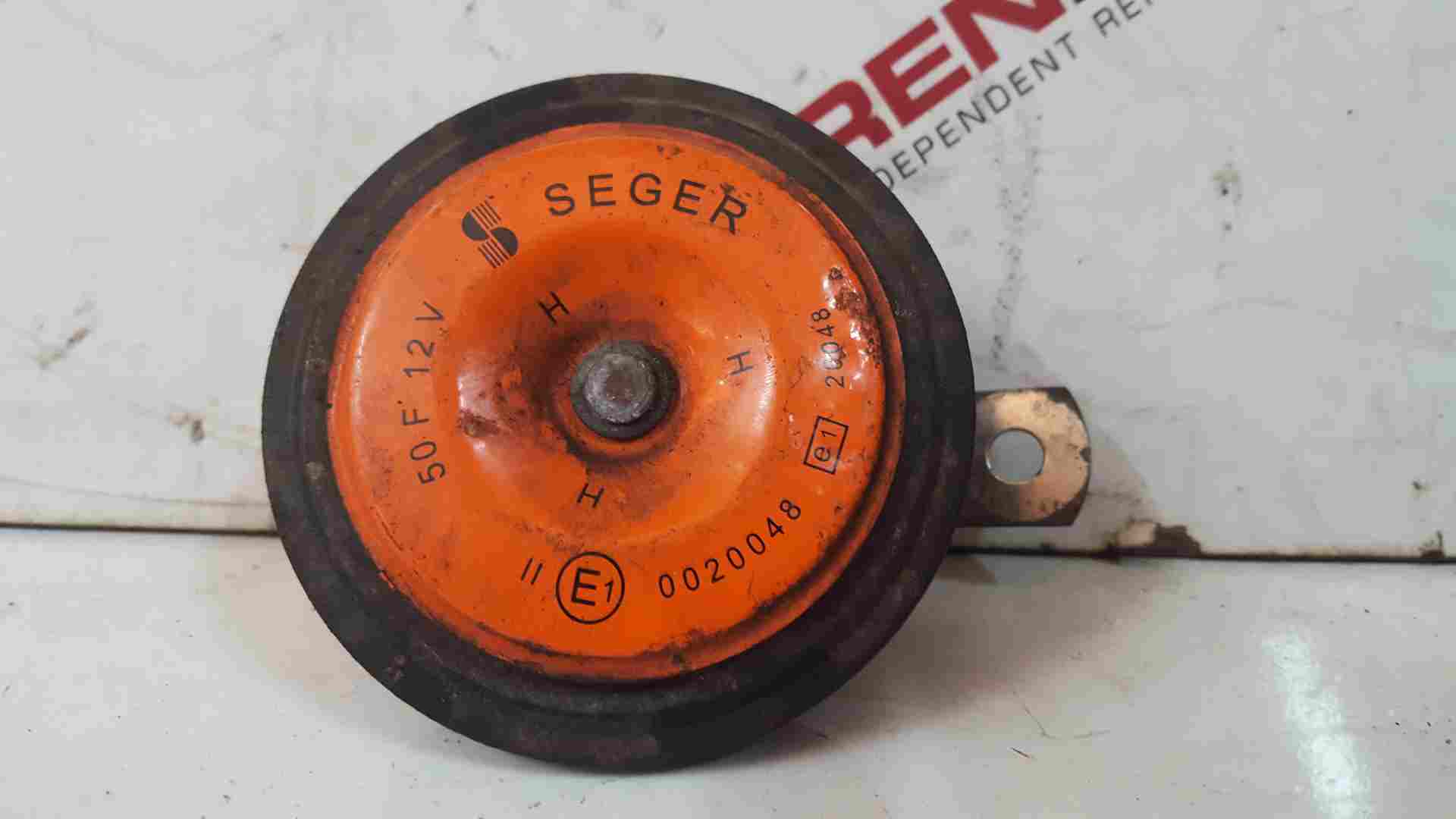 Renault Clio MK3 2009-2012 Horn Beep Hooter Seger 0020048