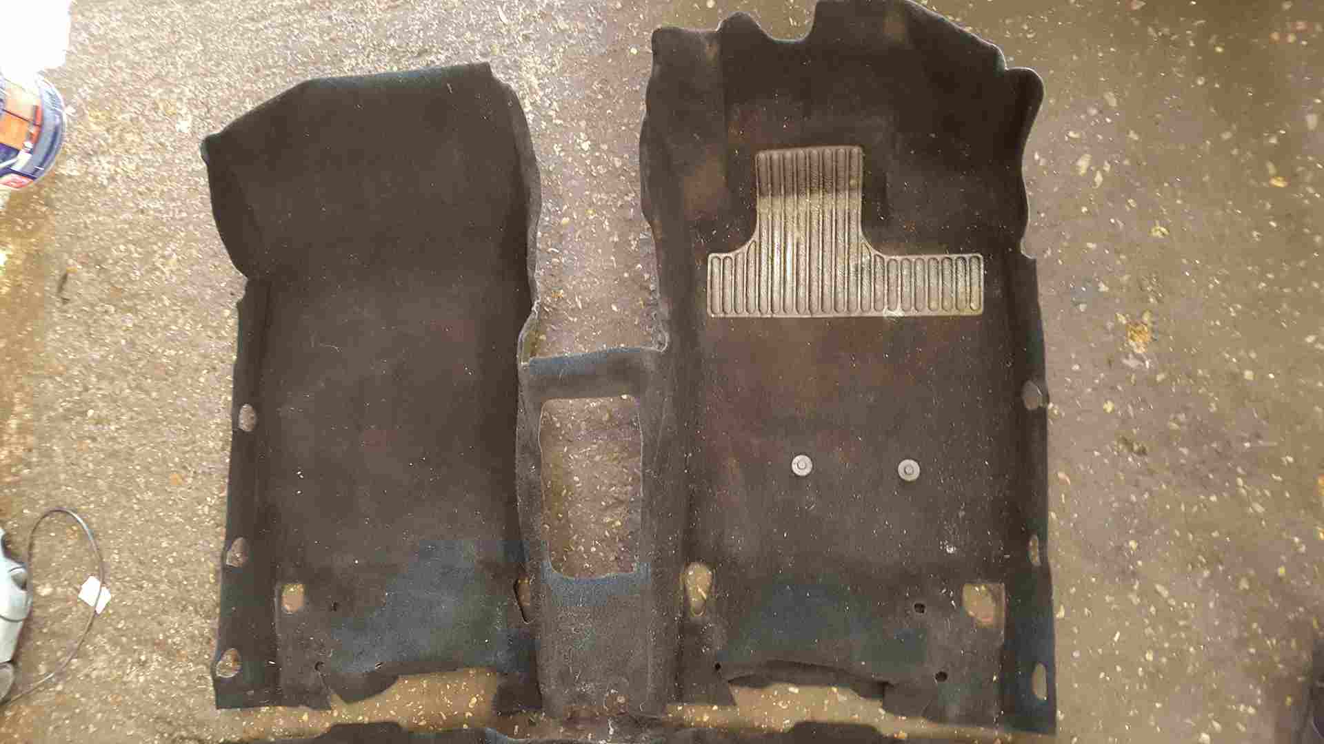 Thumb 3 Renault Clio MK3 2009-2012 Interior Carpet Front + Rear 5Dr