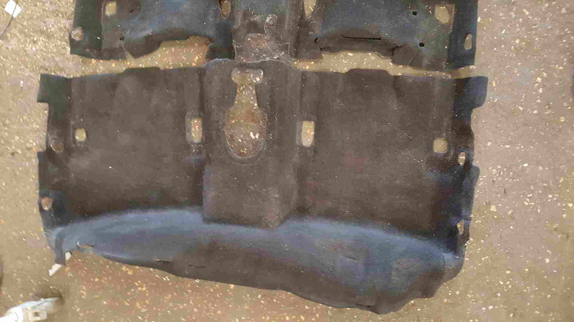 Thumb 4 Renault Clio MK3 2009-2012 Interior Carpet Front + Rear 5Dr