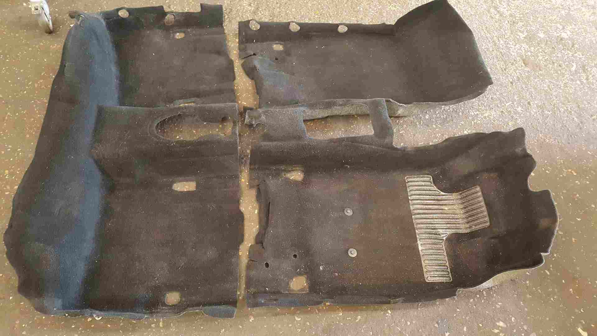 Thumb 5 Renault Clio MK3 2009-2012 Interior Carpet Front + Rear 5Dr