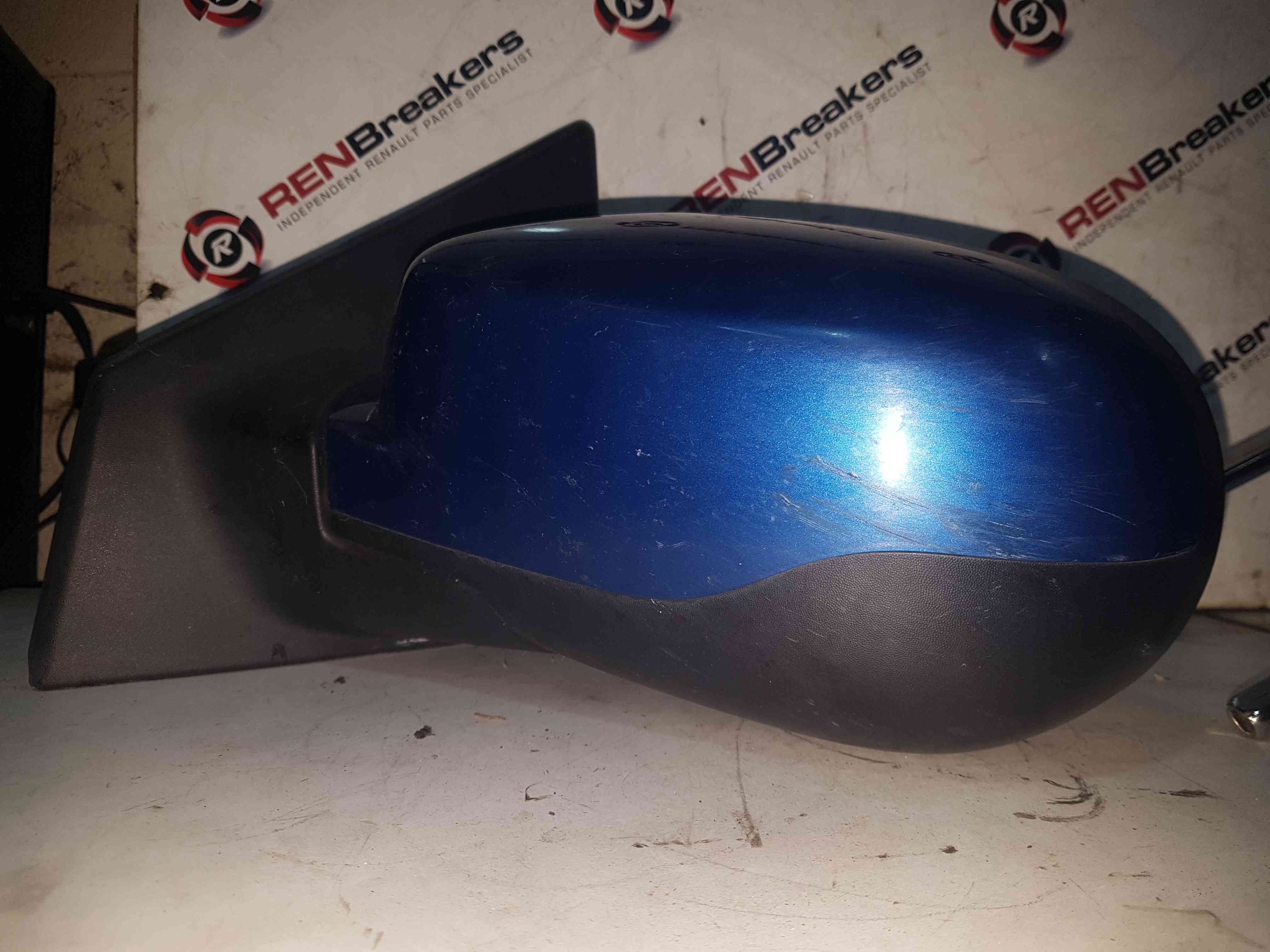 Thumb 2 Renault Clio MK3 2009-2012 Passenger Ns Wing Mirror Blue Terna Scratches