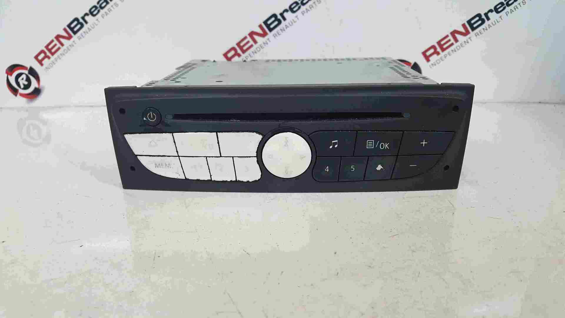 Renault Clio MK3 2009-2012 Radio Cd Player + Code 281150038R