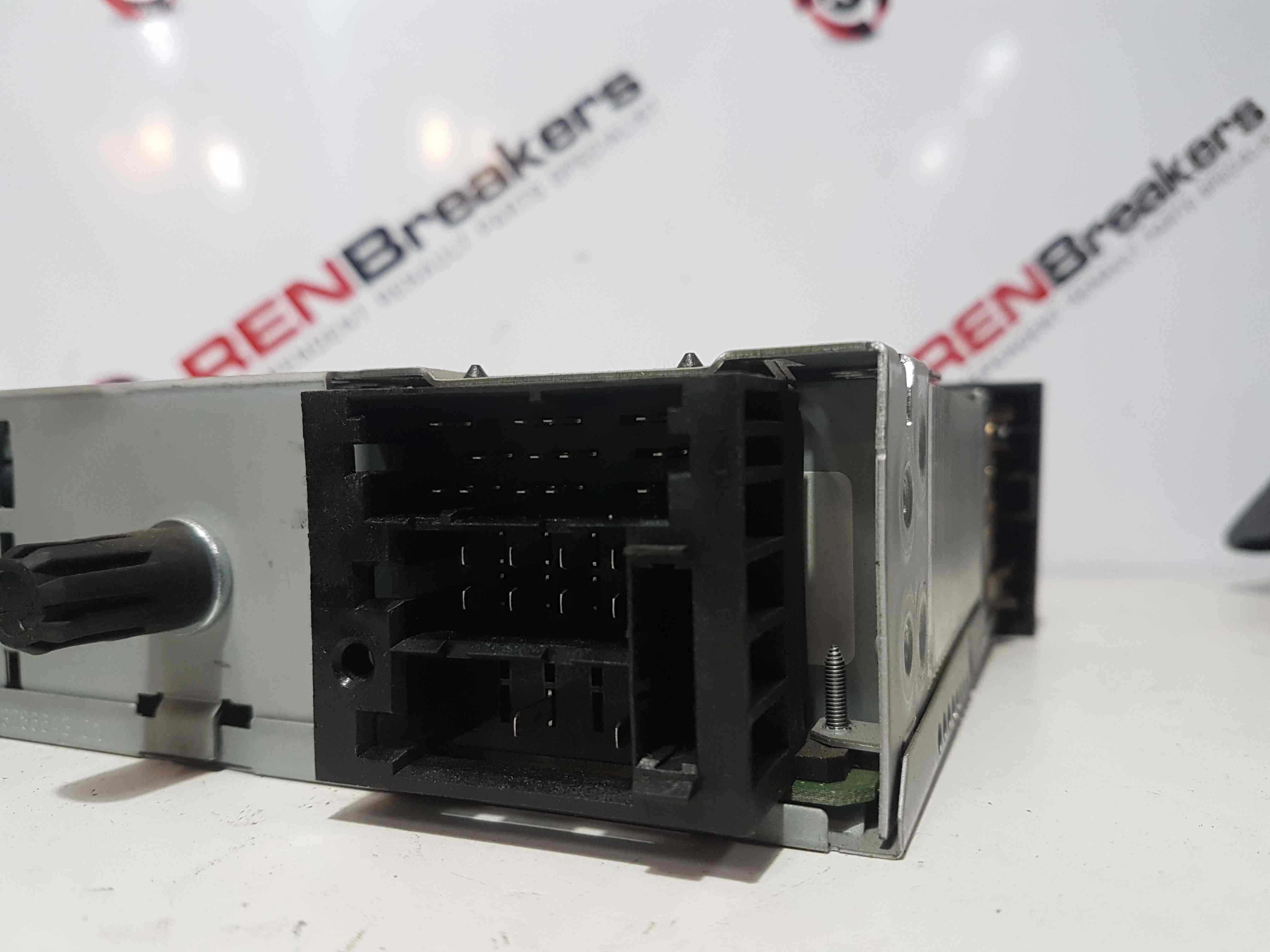 Thumb 6 Renault Clio MK3 2009-2012 Radio Stereo Cd Player + CODE 281150038R