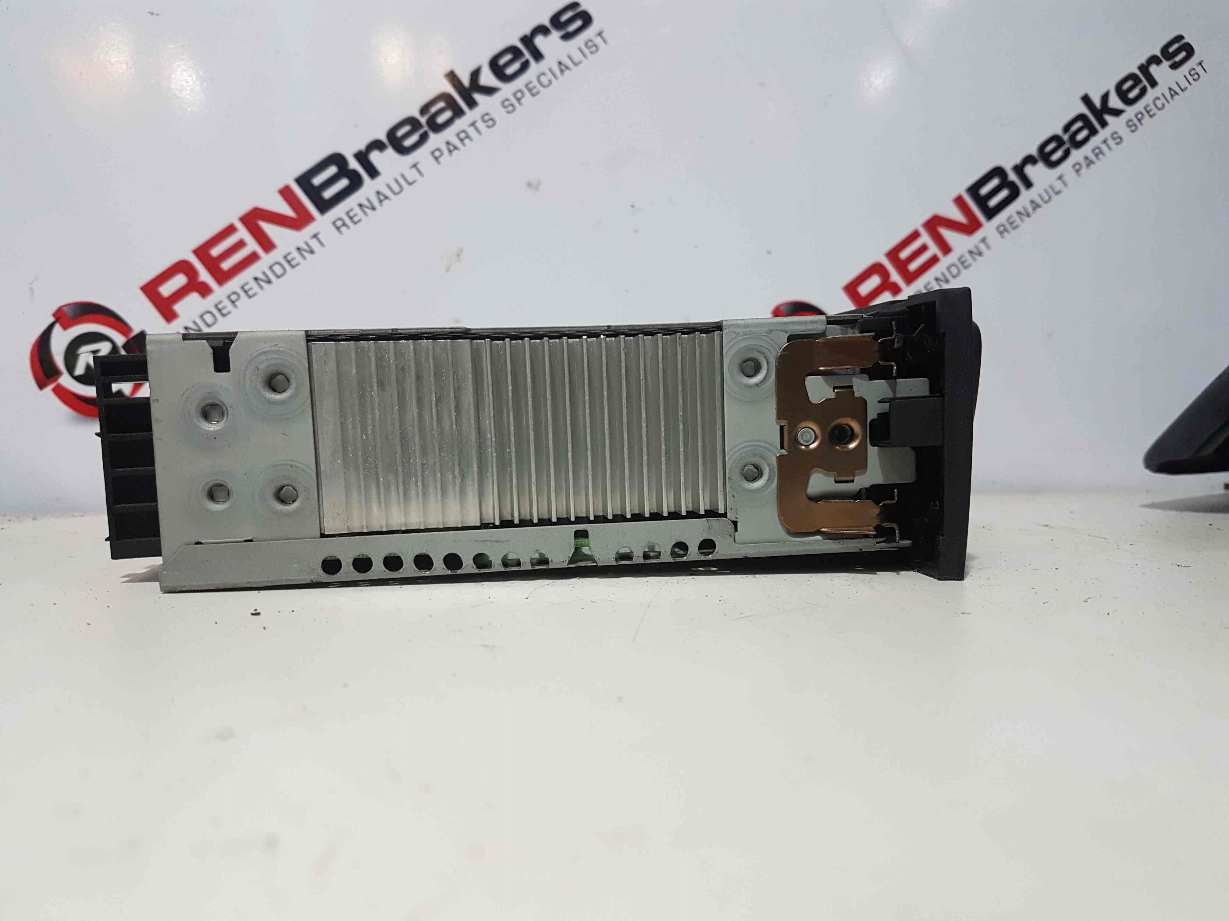 Thumb 8 Renault Clio MK3 2009-2012 Radio Stereo Cd Player + CODE 281150038R