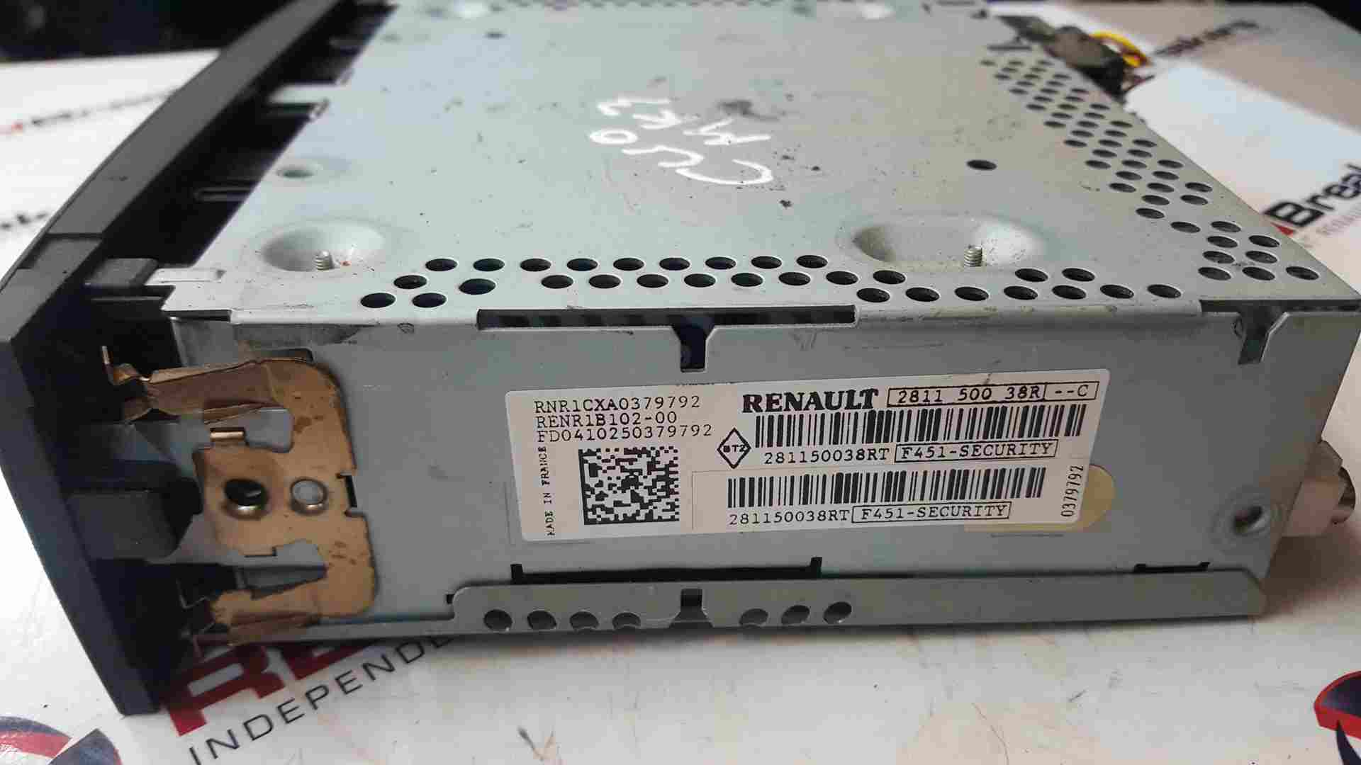 Thumb 3 Renault Clio MK3 2009-2012 Radio Stereo Cd Player + Code 281150038R