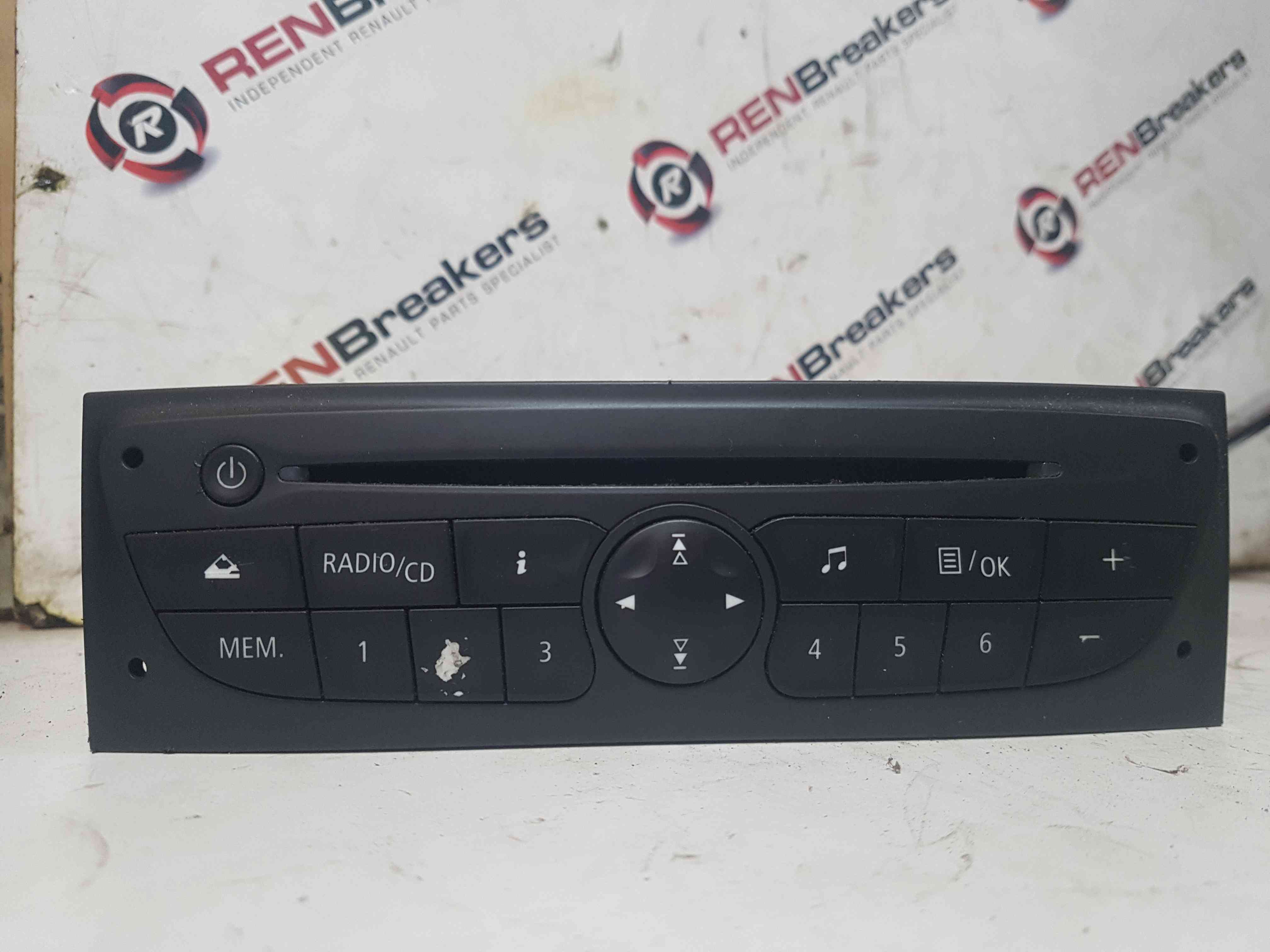Renault Clio MK3 2009-2012 Radio Stereo Cd Player 281150038R