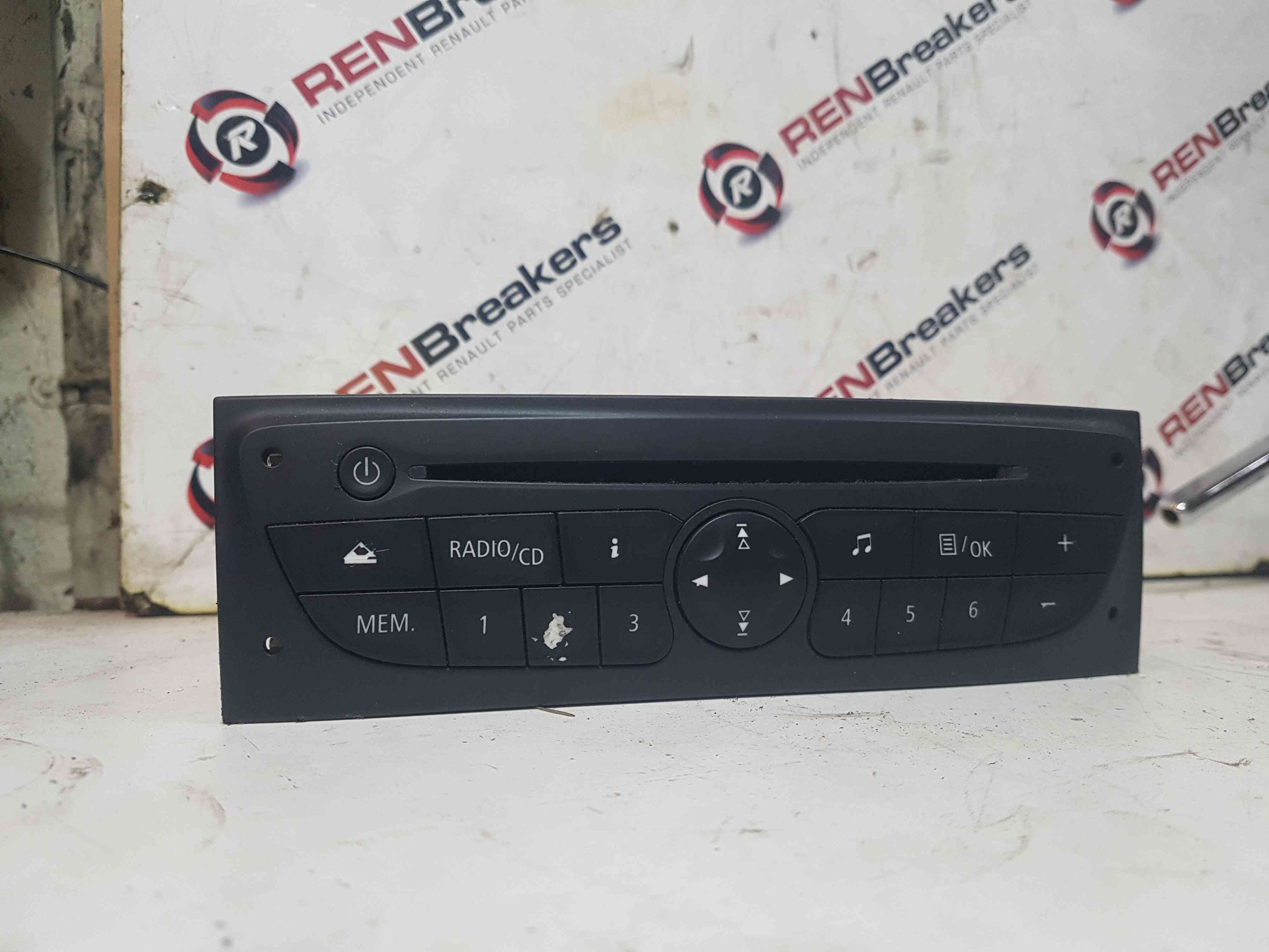 Thumb 6 Renault Clio MK3 2009-2012 Radio Stereo Cd Player 281150038R