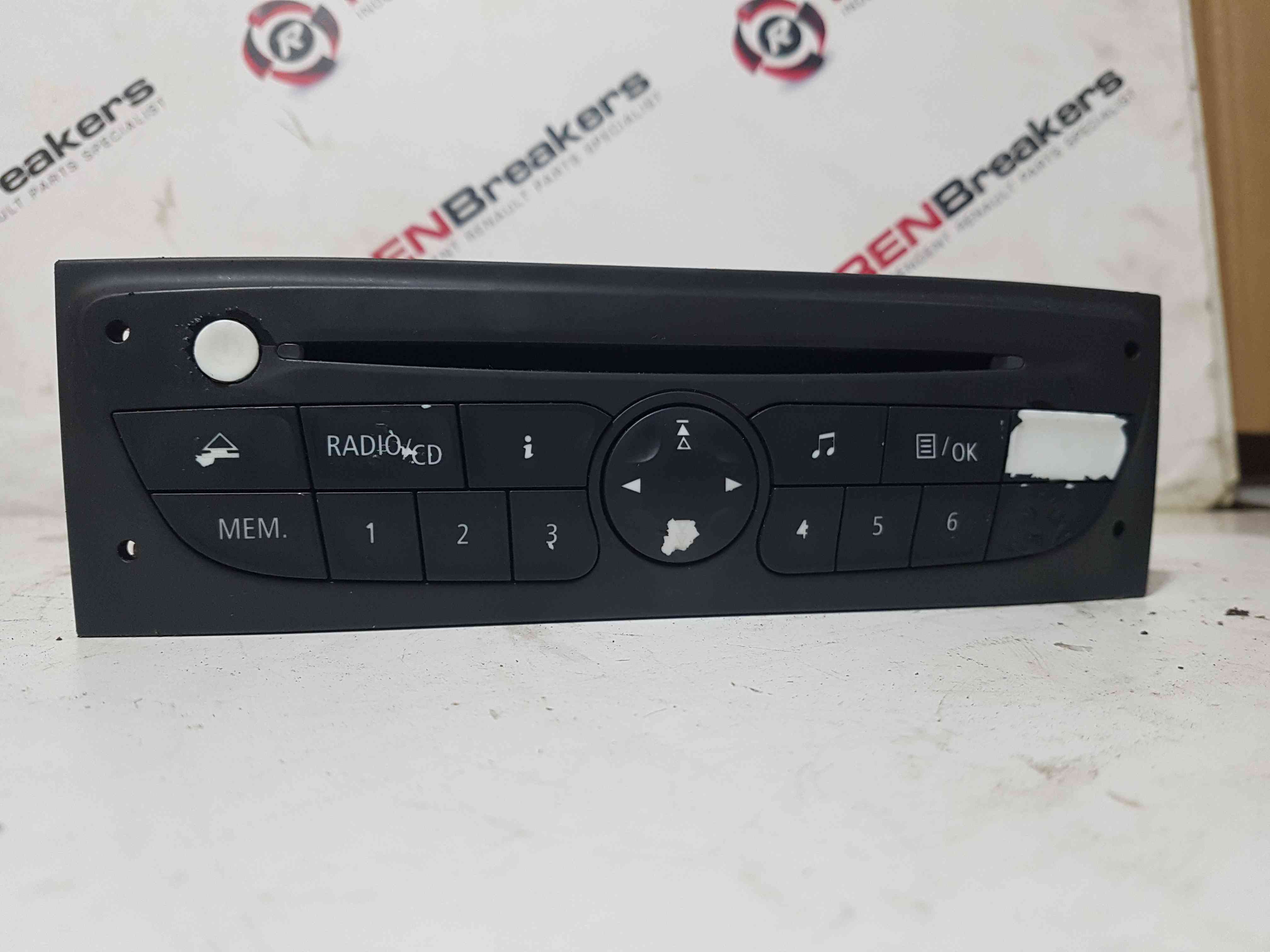 Thumb 7 Renault Clio MK3 2009-2012 Radio Stereo Cd Player 3/5 281150038R + CODE