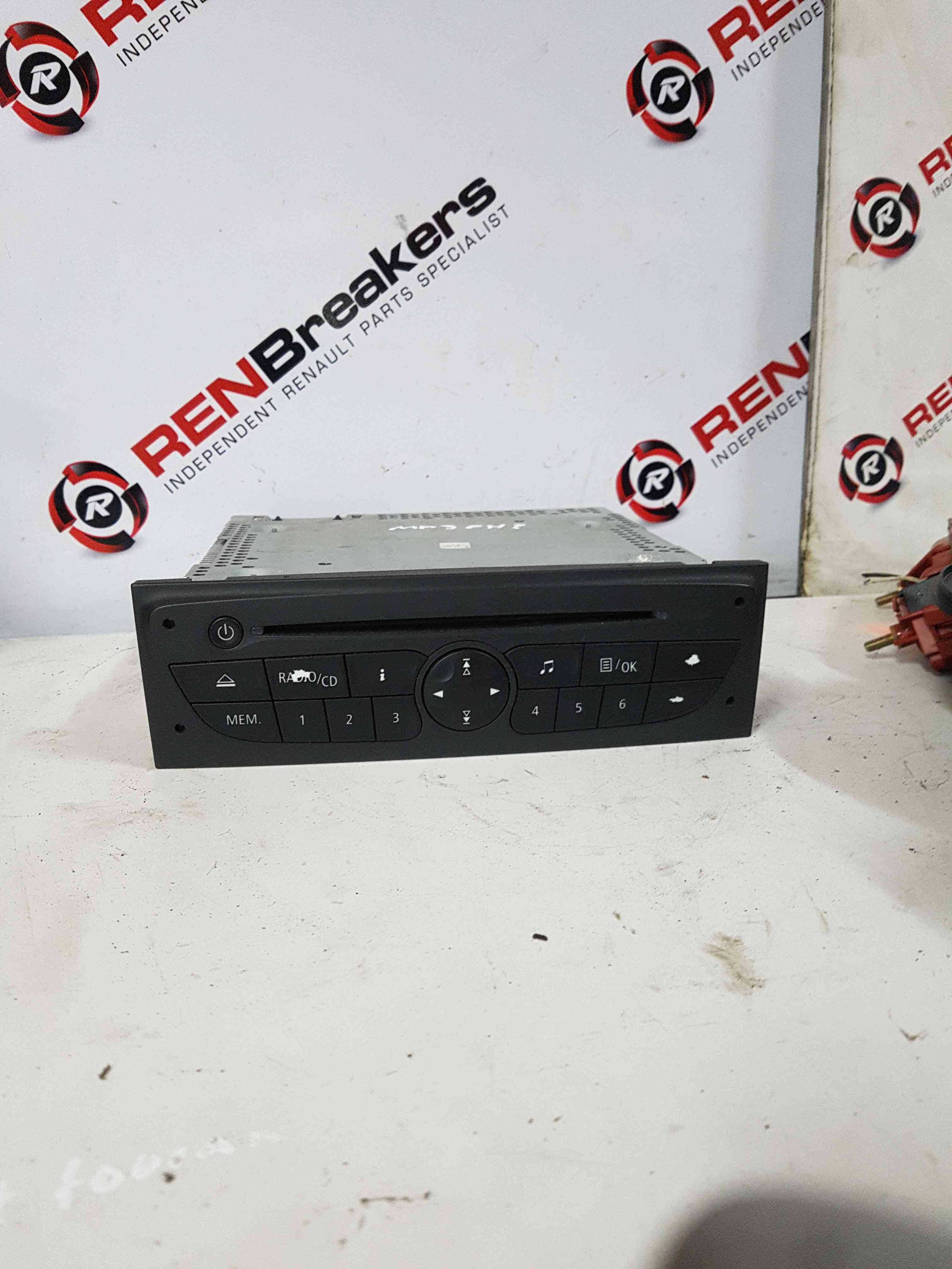 Thumb 9 Renault Clio MK3 2009-2012 Radio Stereo Cd Player 4/5 281150038R
