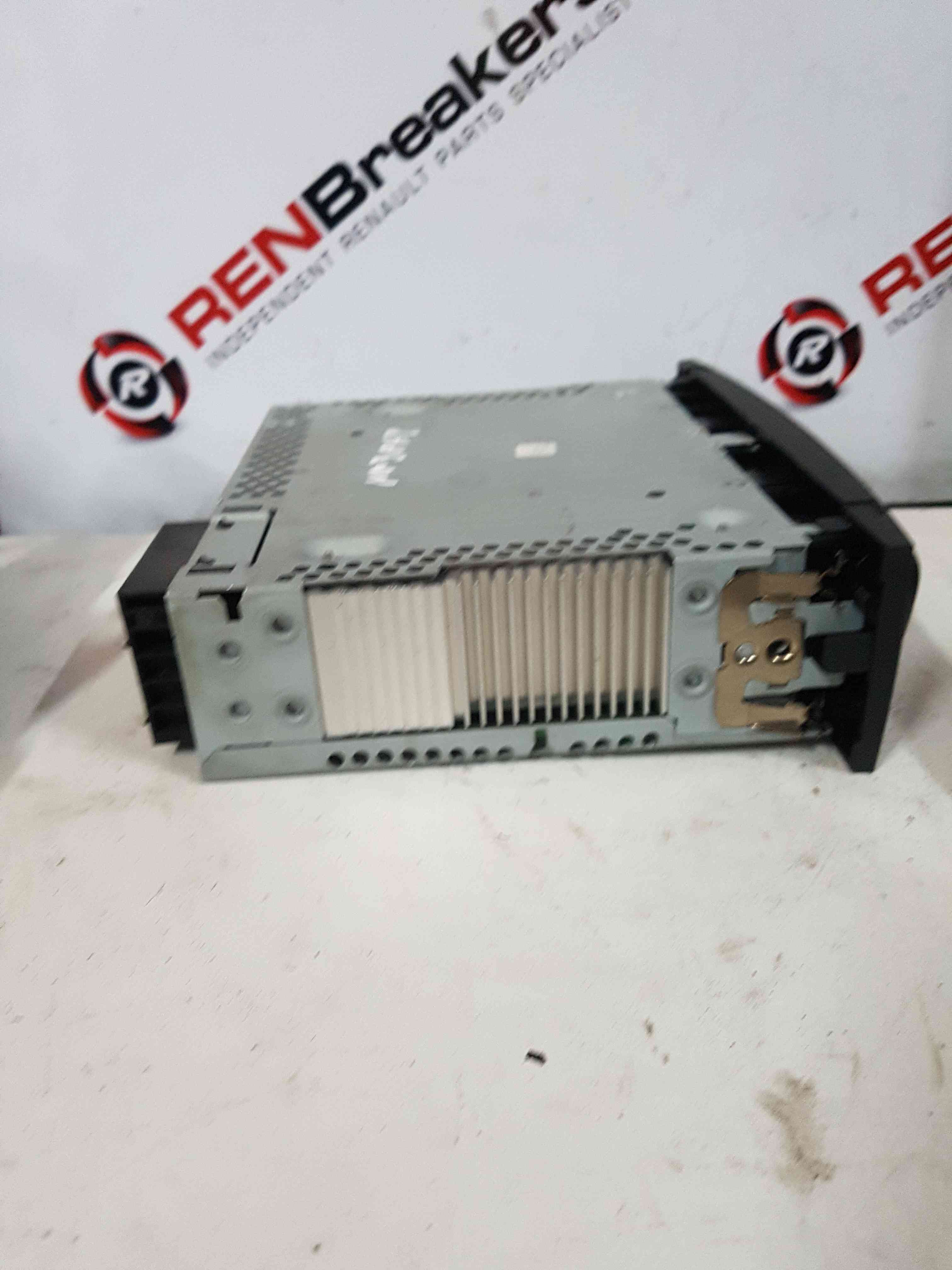 Thumb 6 Renault Clio MK3 2009-2012 Radio Stereo Cd Player 4/5 281150038R