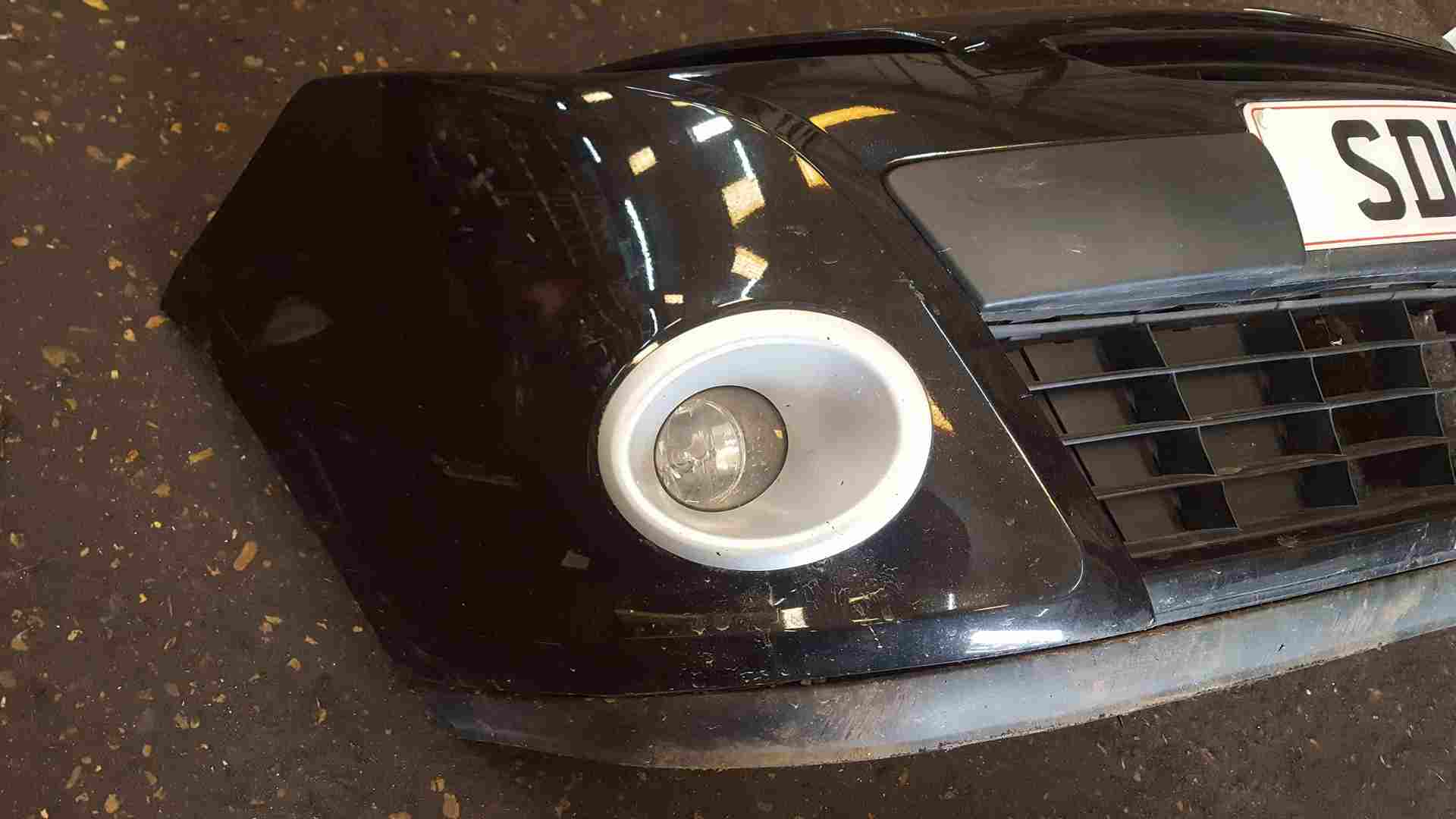 Thumb 4 Renault Clio MK3 2009-2012 Front Bumper Black 676 Facelift 09-12